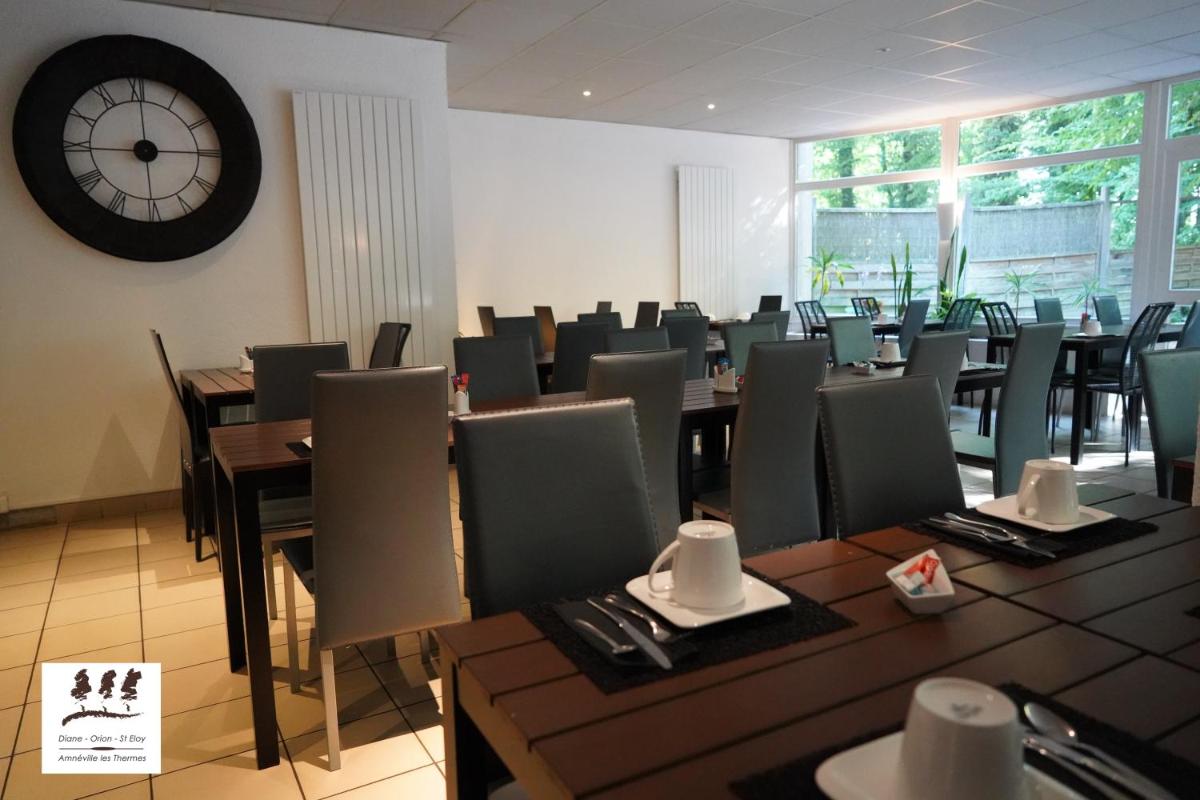 restaurant