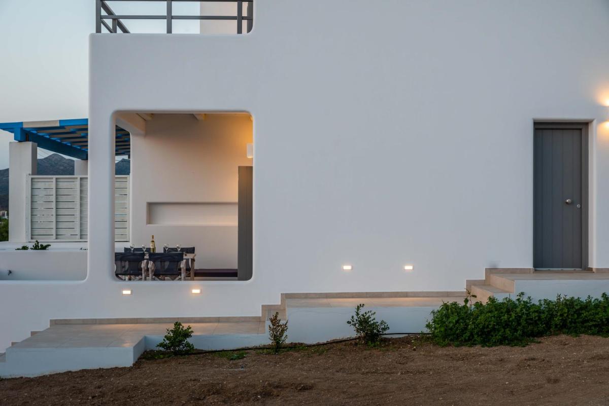 Maison Esperia view 3