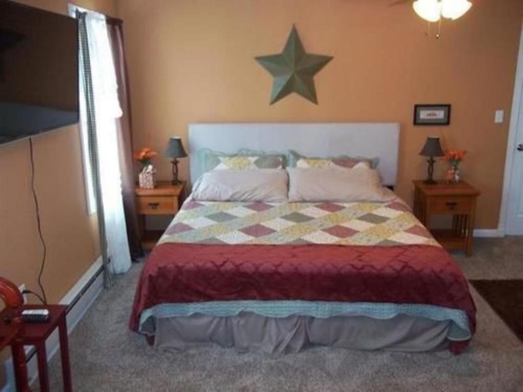 Tin Brook Bed Breakfast - Property Image 10