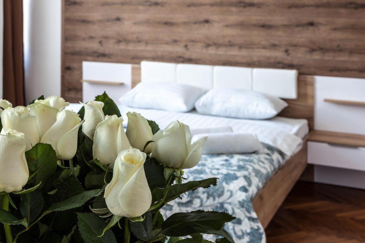 Apartament on Kulisha street