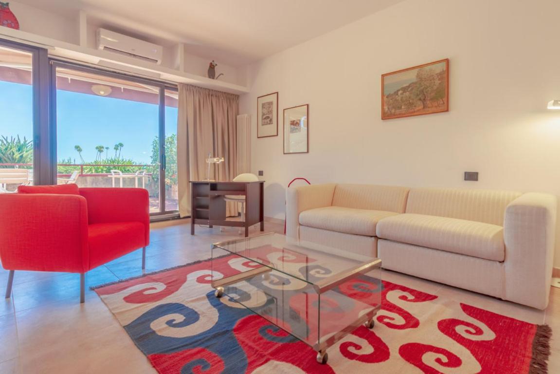 Casa Carlotta view 2