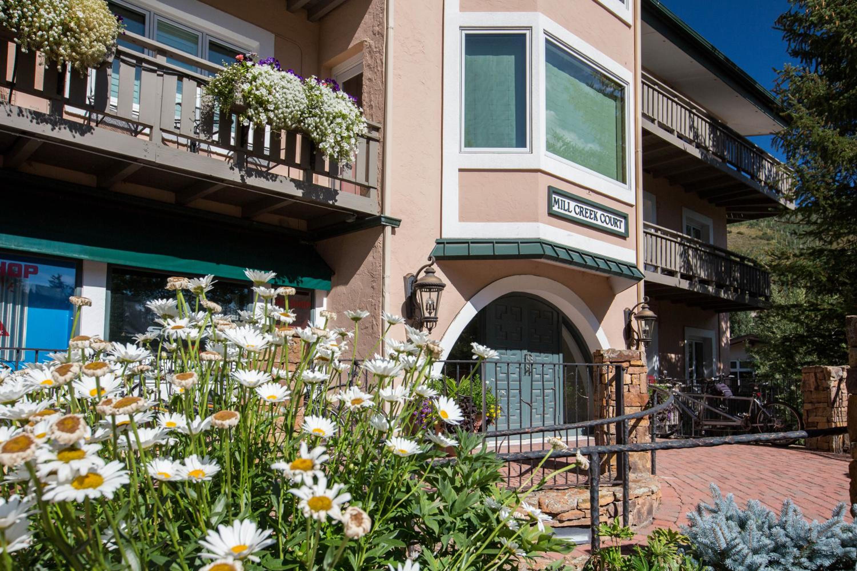 Mill Creek Court by Vail Realty view 4