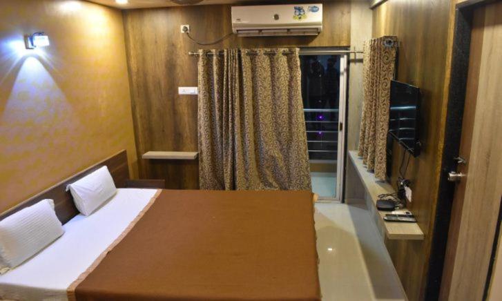 HOTEL PANCHMURTI