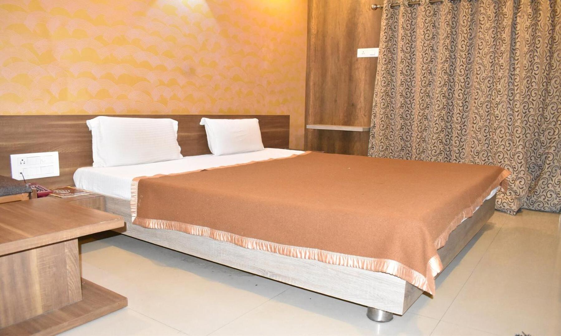 HOTEL PANCHMURTI