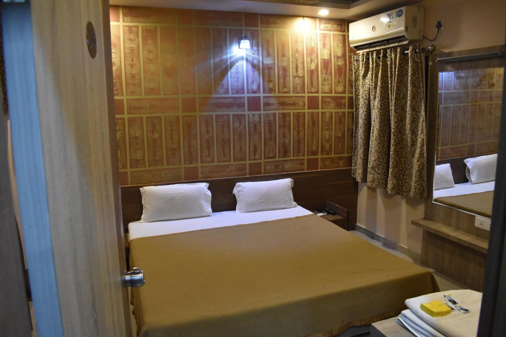 HOTEL PANCHMURTI