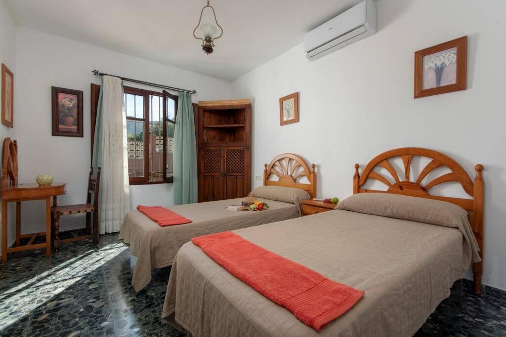 Preciosa villa con gran piscina y fabulosas vistas