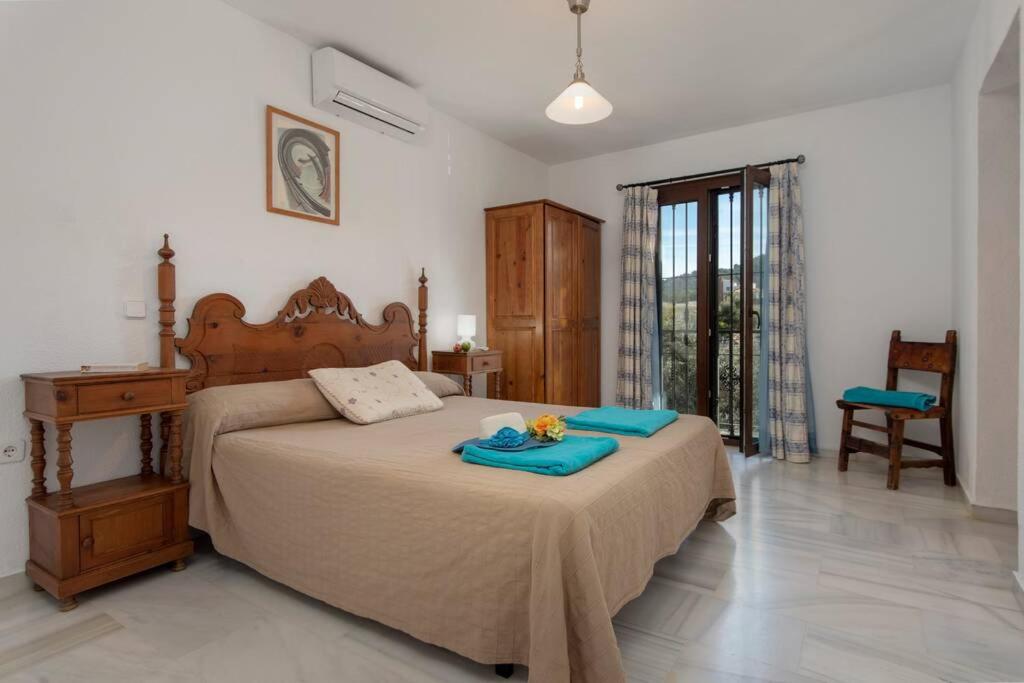 Preciosa villa con gran piscina y fabulosas vistas