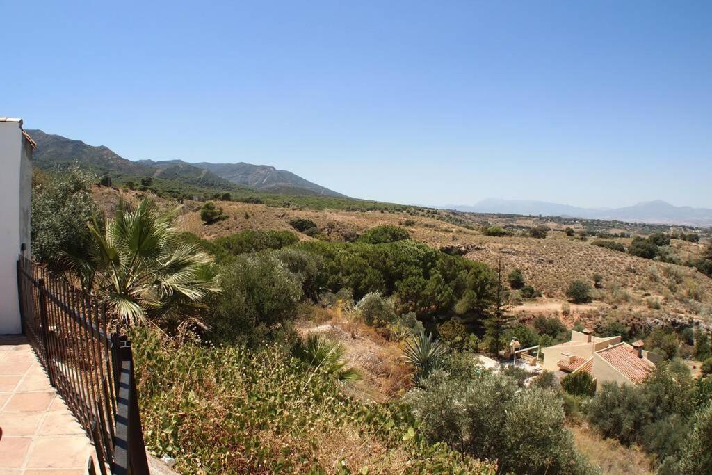 Preciosa villa con gran piscina y fabulosas vistas