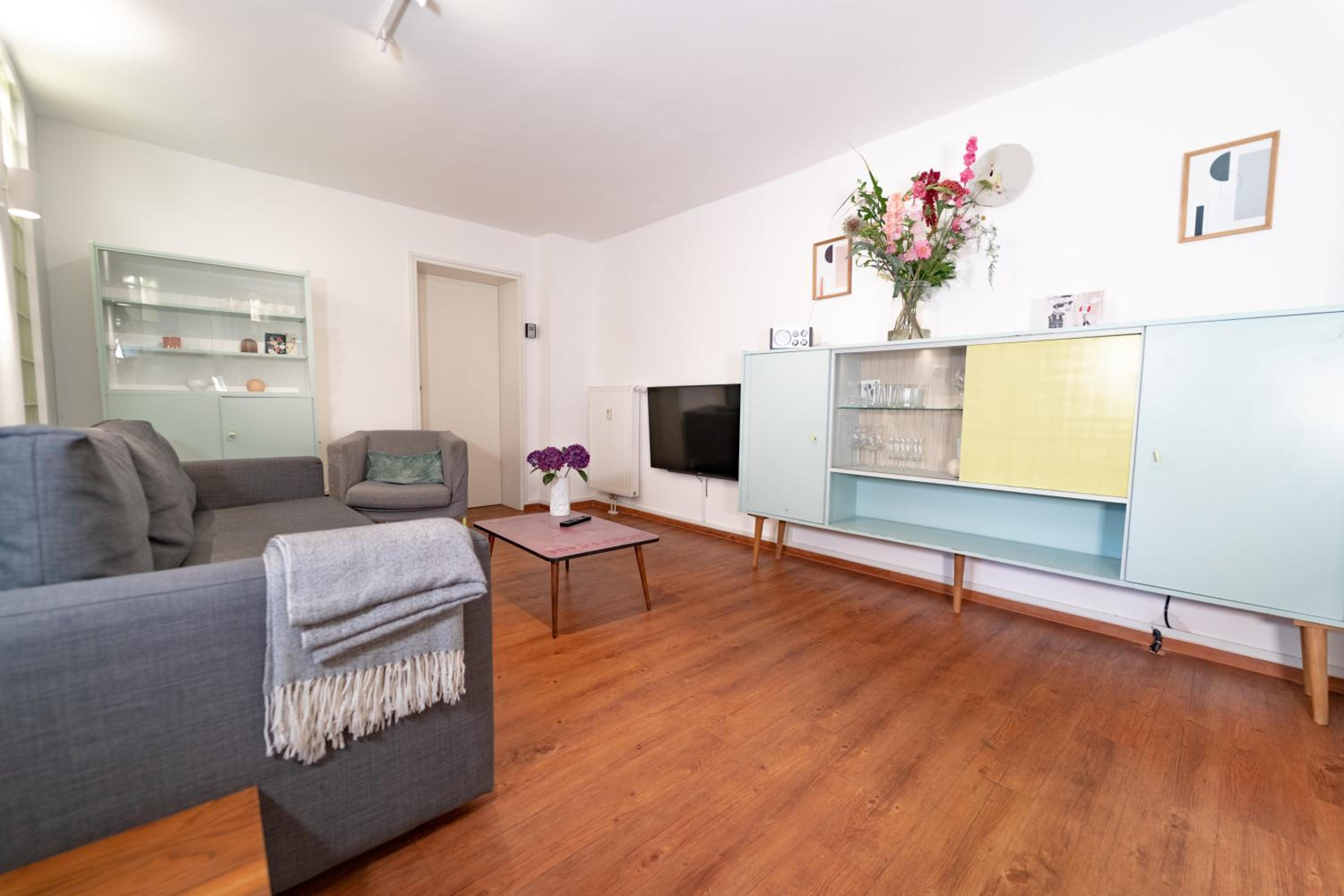 The Suites City Apartments