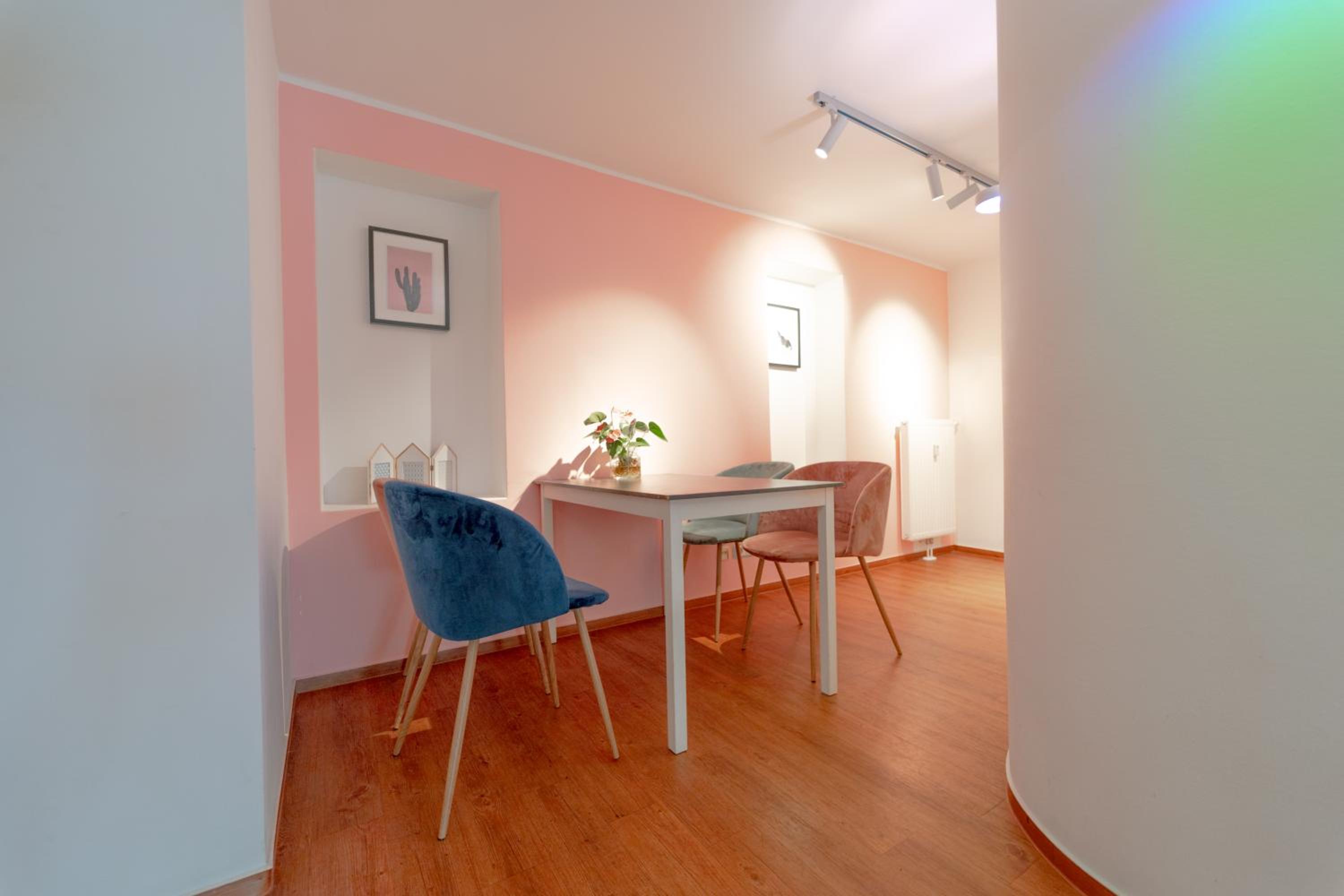 The Suites City Apartments