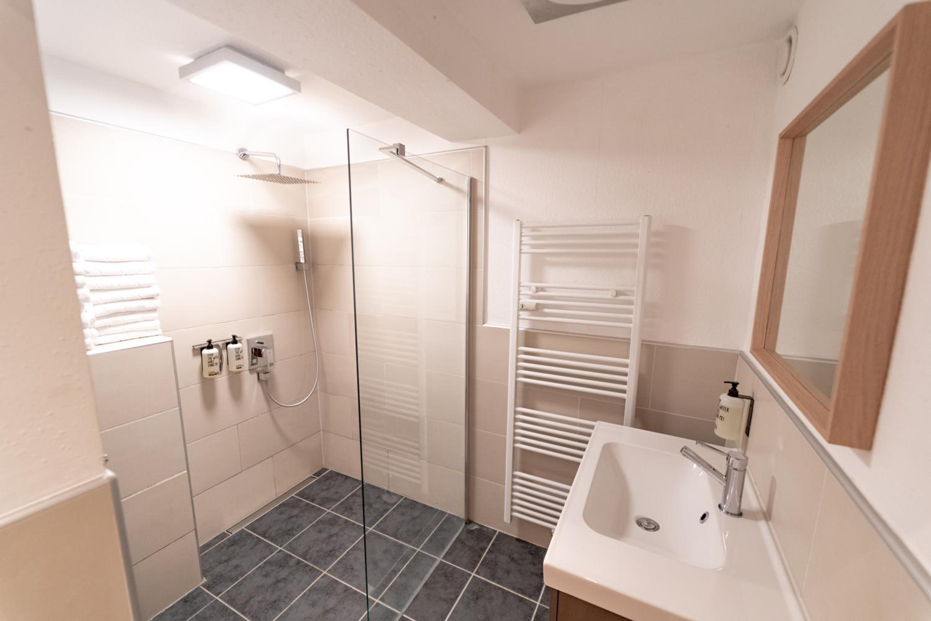The Suites City Apartments