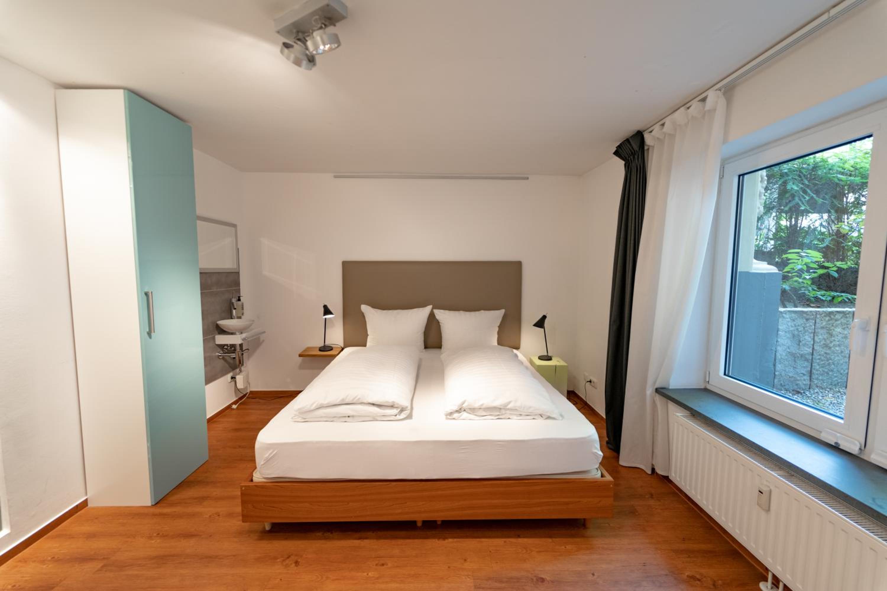 The Suites City Apartments