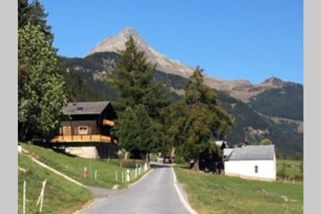 Idyllisches Chalet inmitten der Walliser Bergwelt