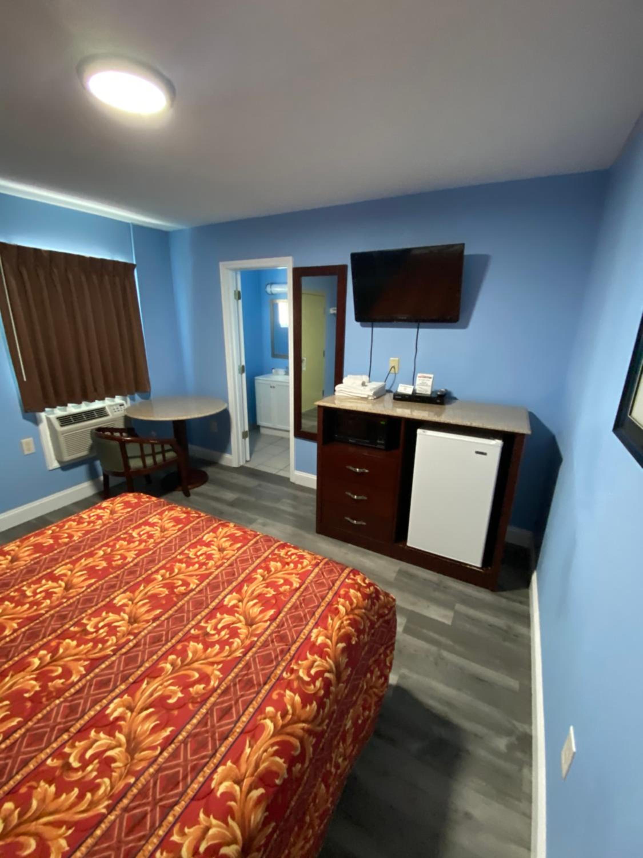 Red Carpet Inn & Suites Wrightstown