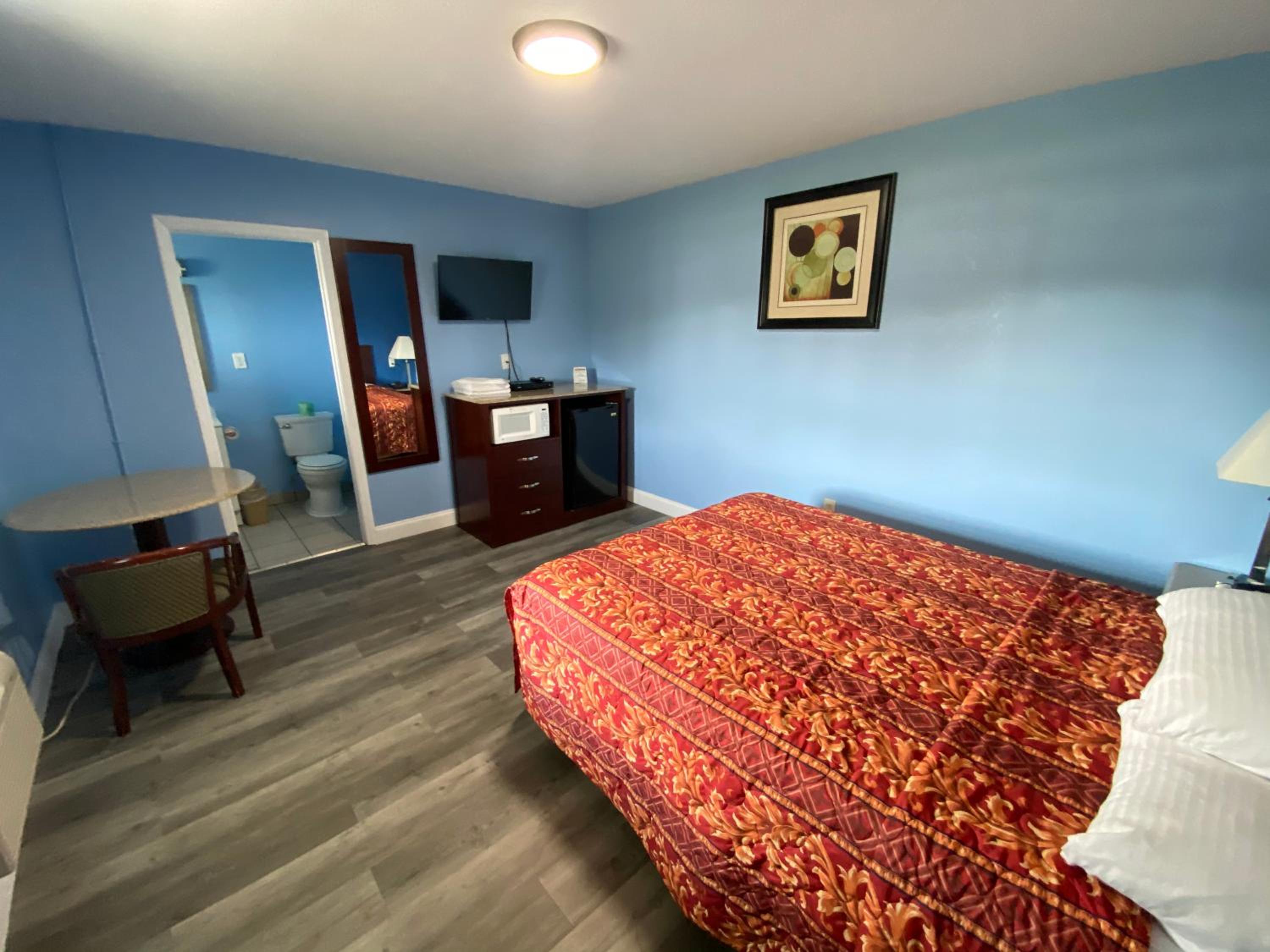 Red Carpet Inn & Suites Wrightstown