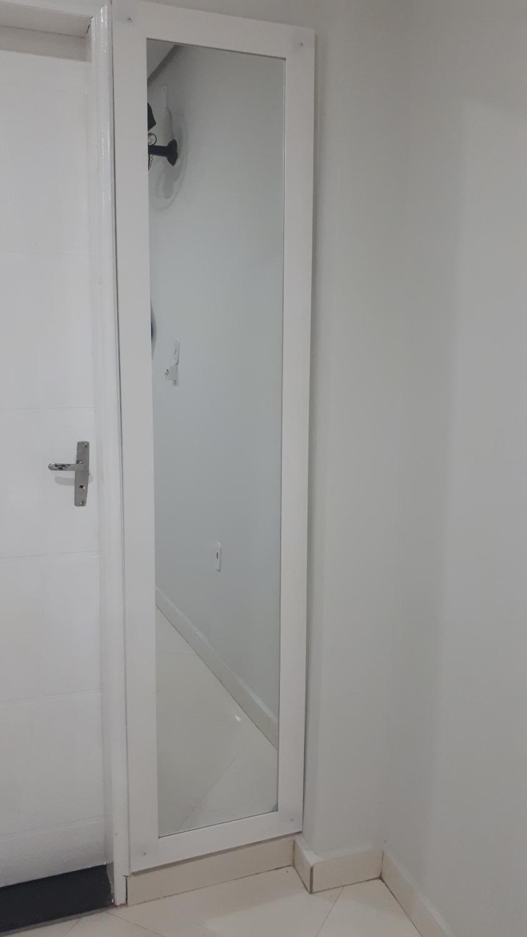 Flat familiar com ar,wi fi,cozinha e garagem