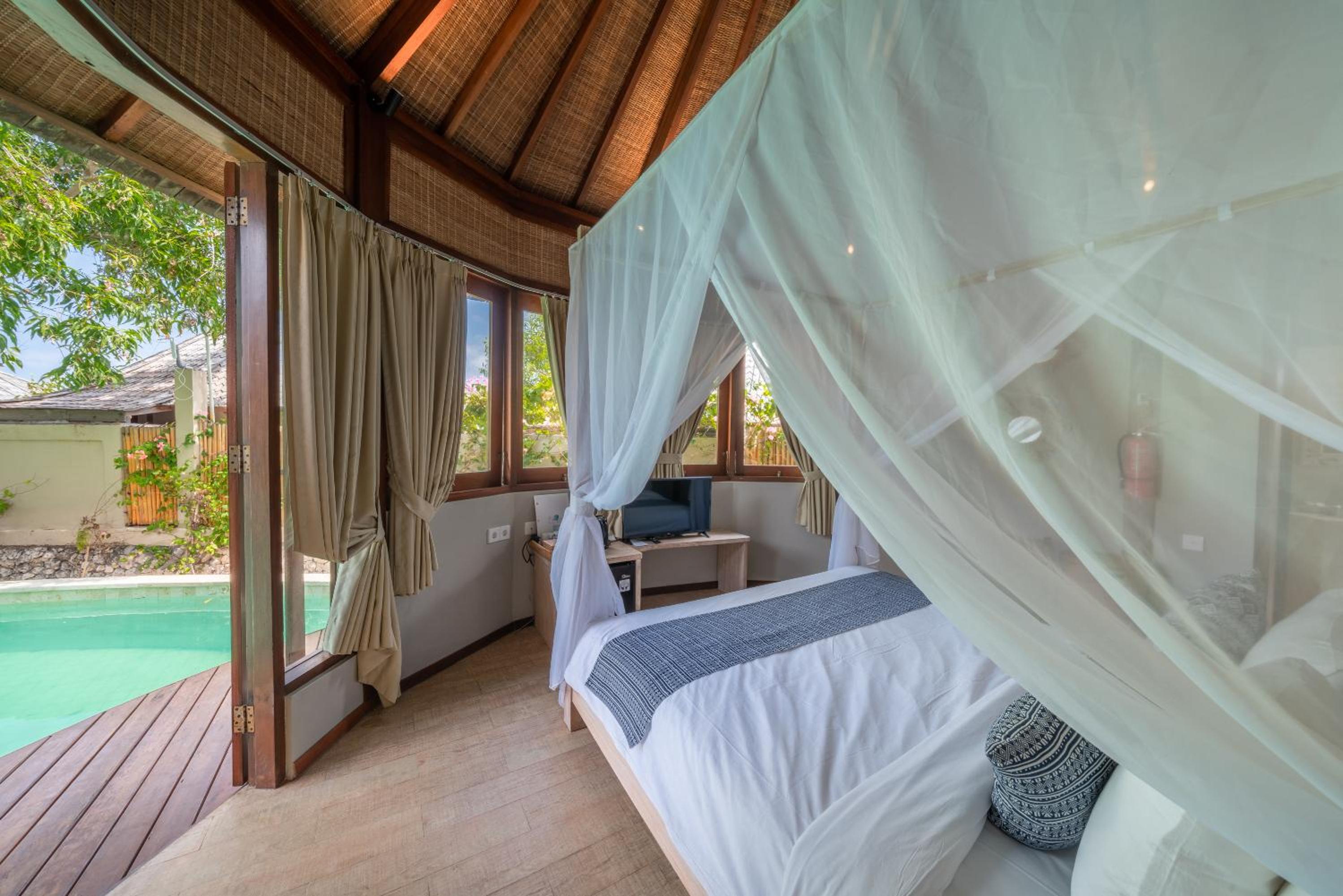 Ora Resort Avia Blue Lagoon