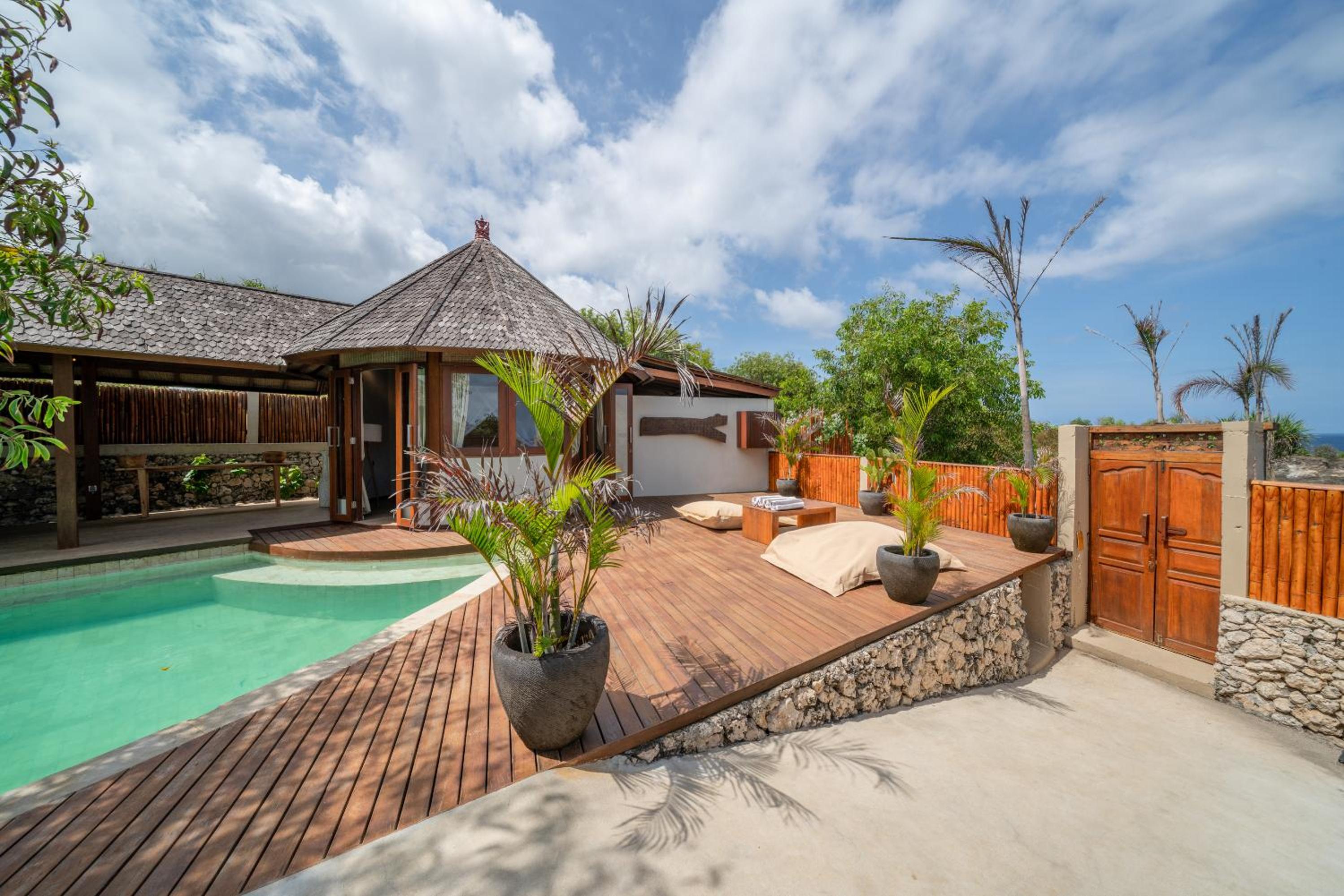 Ora Resort Avia Blue Lagoon