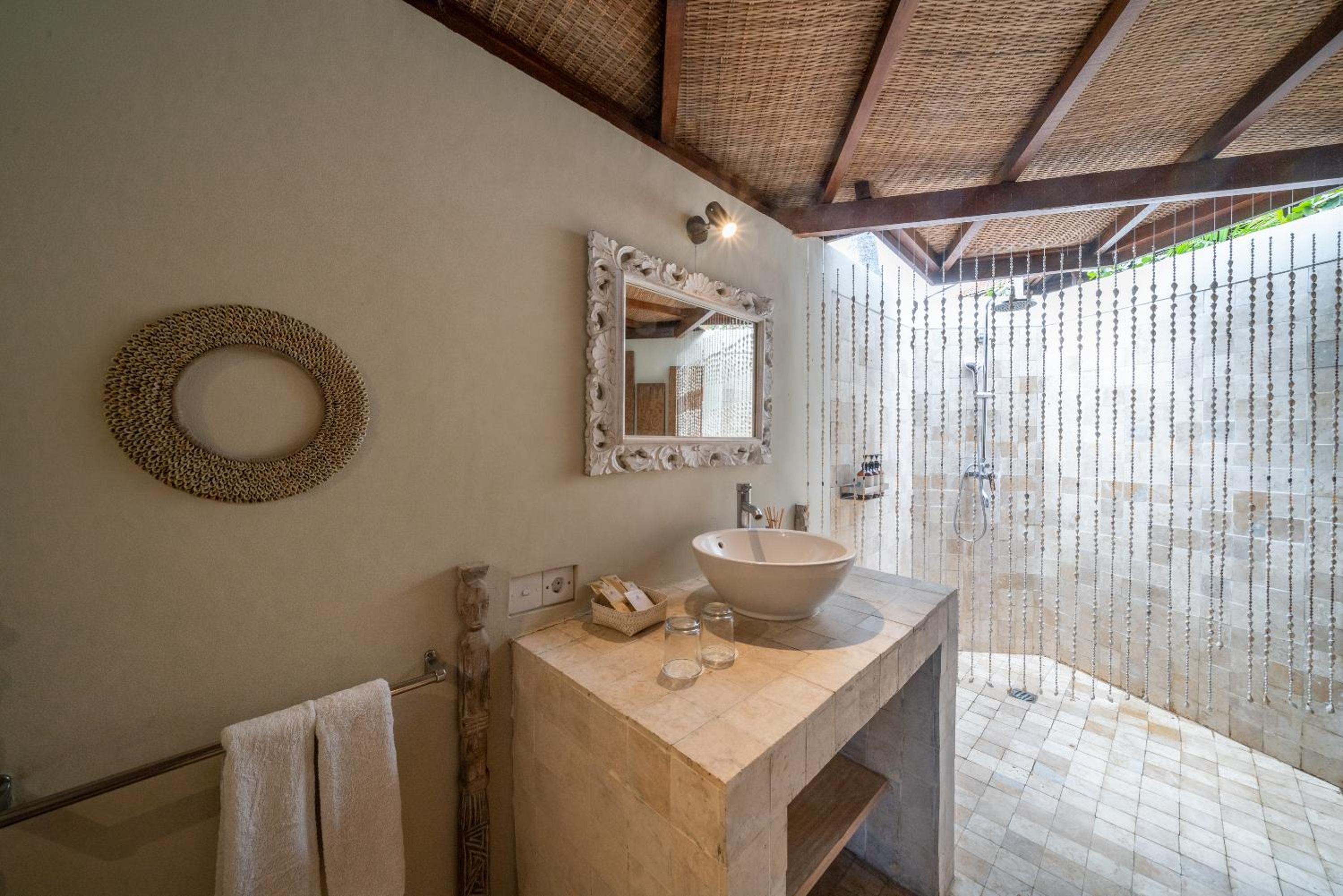 Ora Resort Avia Blue Lagoon