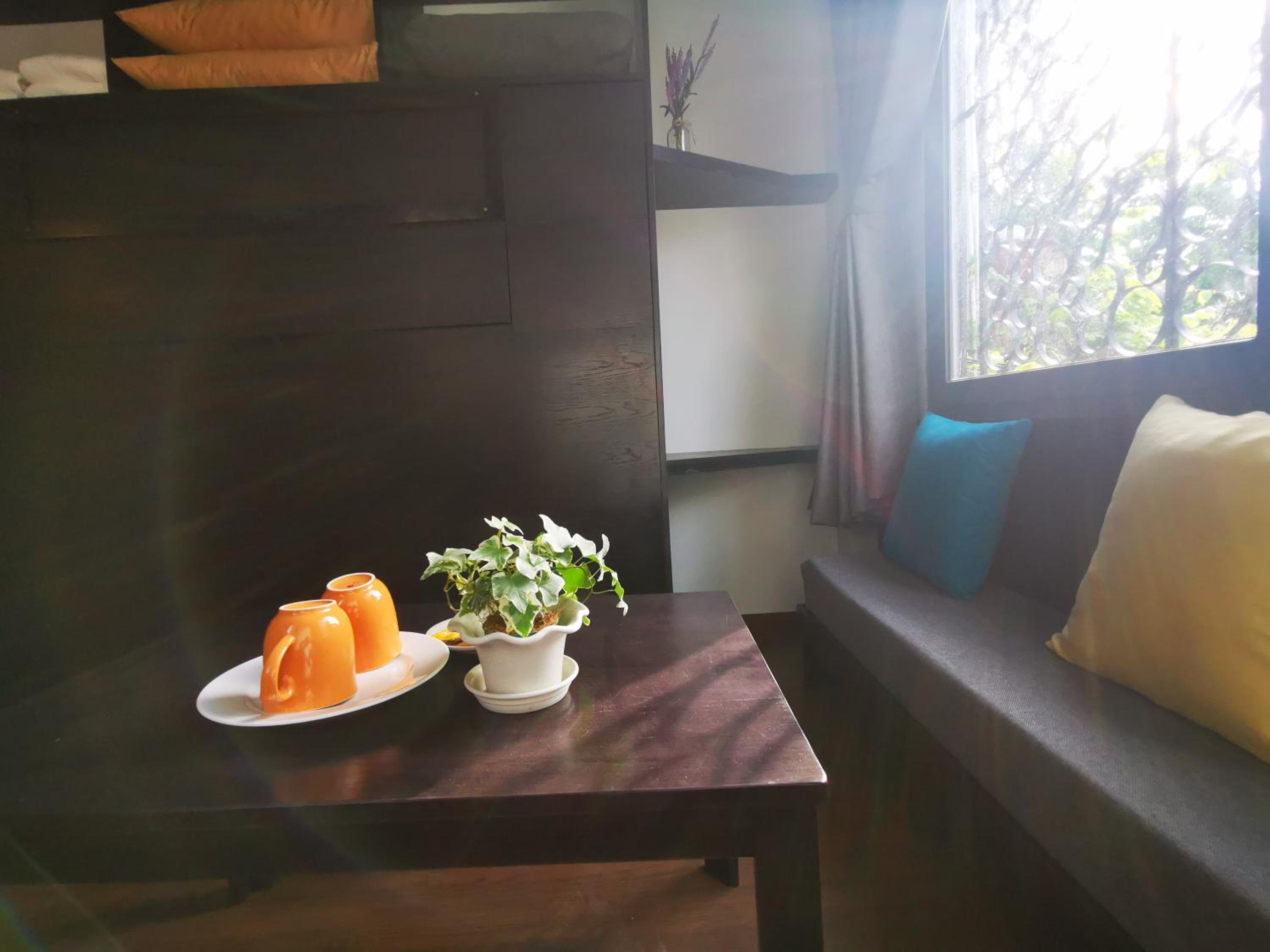 Cozy Riverview of Livinginn