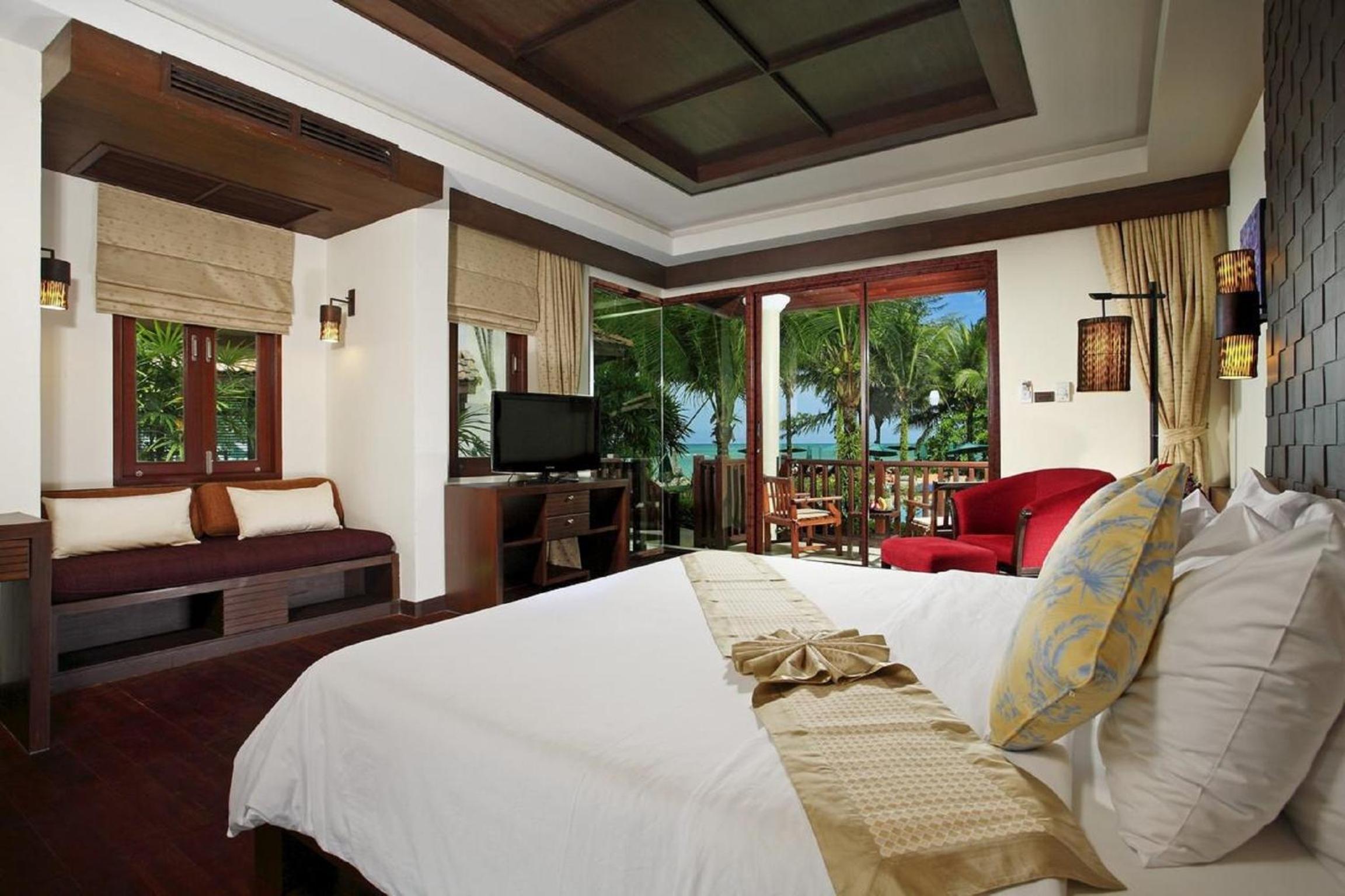 Khaolak Bayfront Resort