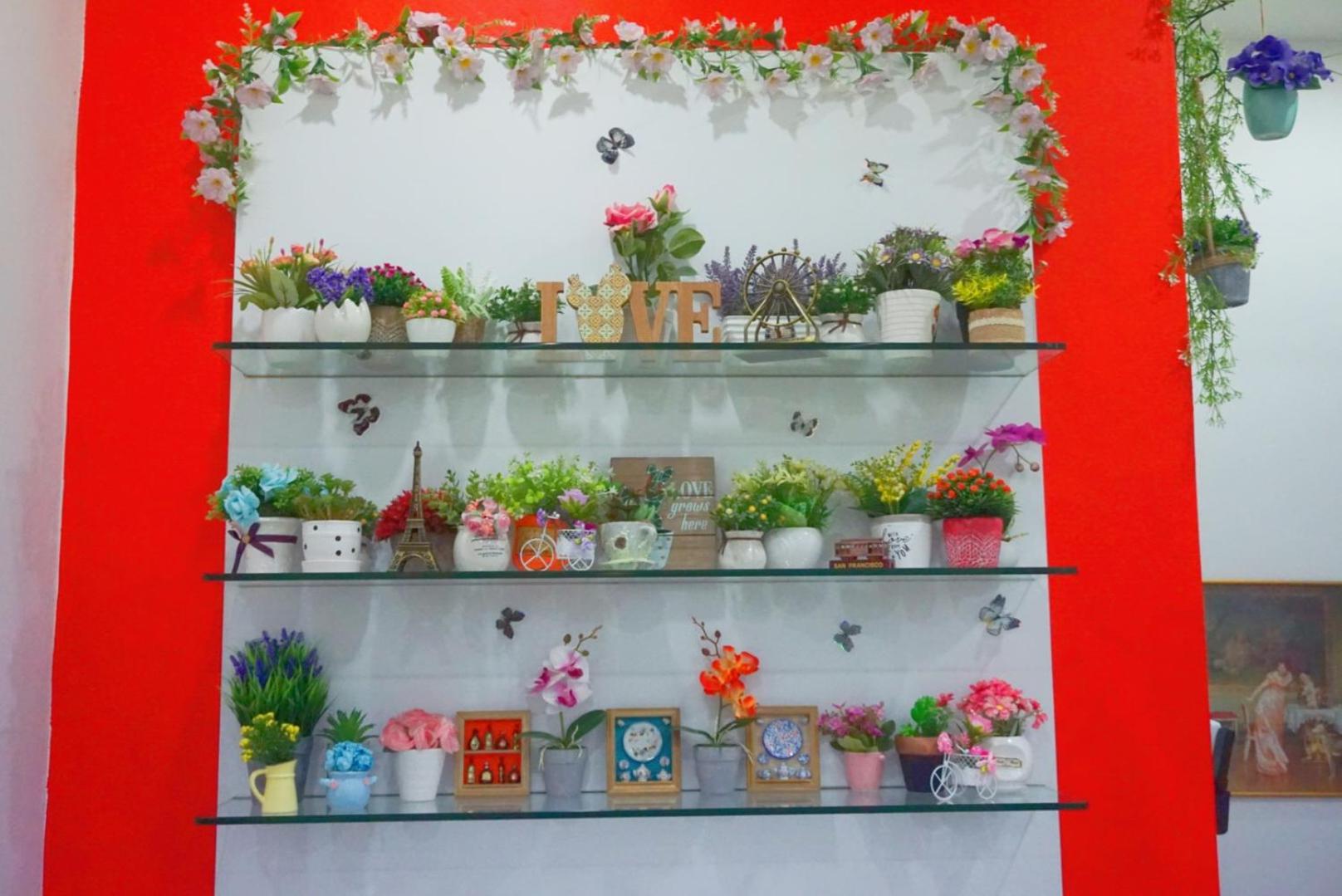 The Floral Home