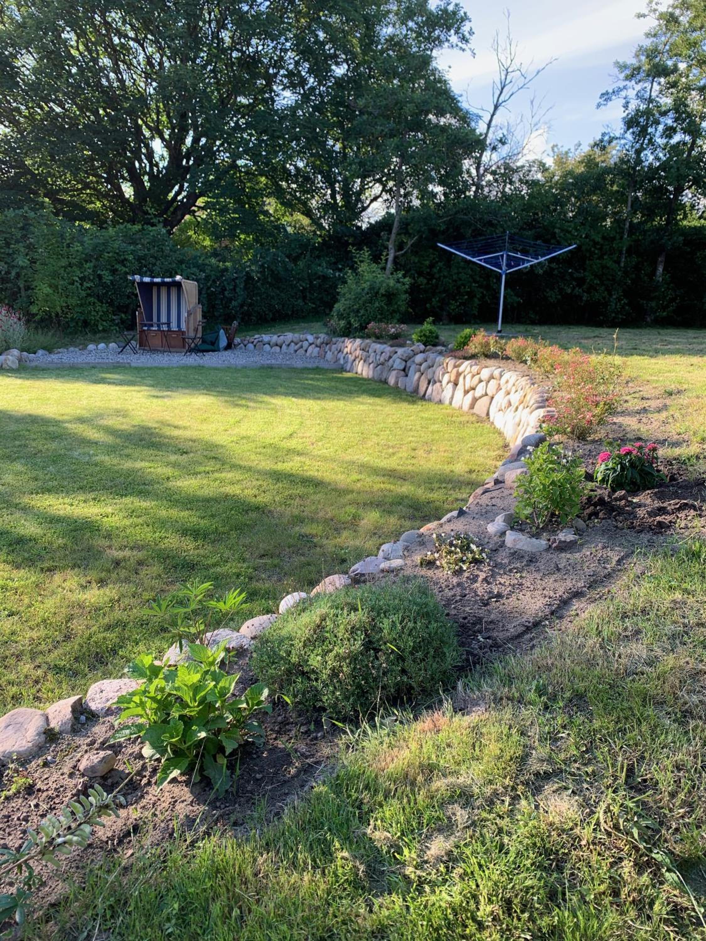 Charmantes Haus mit zwei Ferienwohnungen und großem Garten in Aventoft - Enjoy!