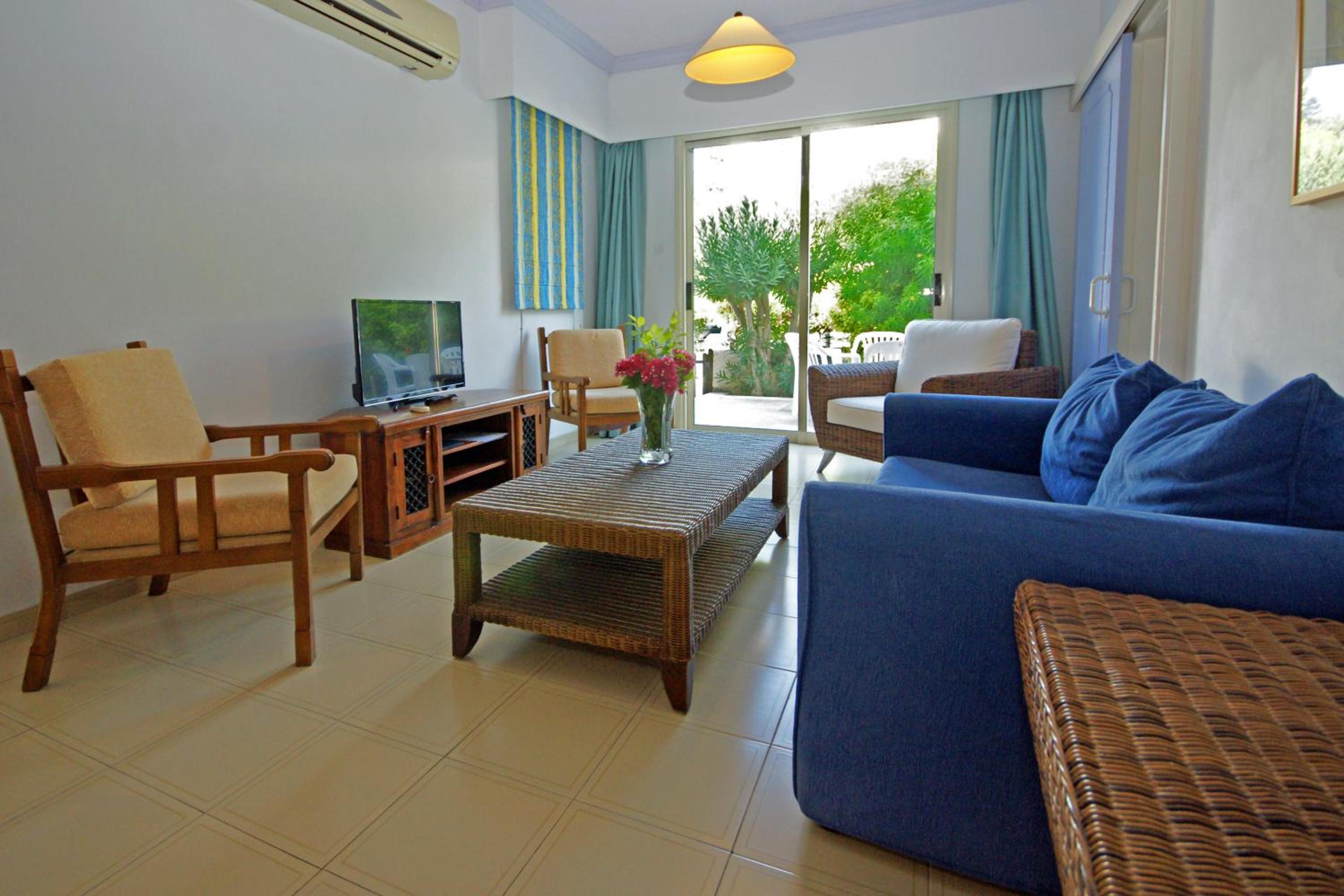Resitour - Paphos Gardens