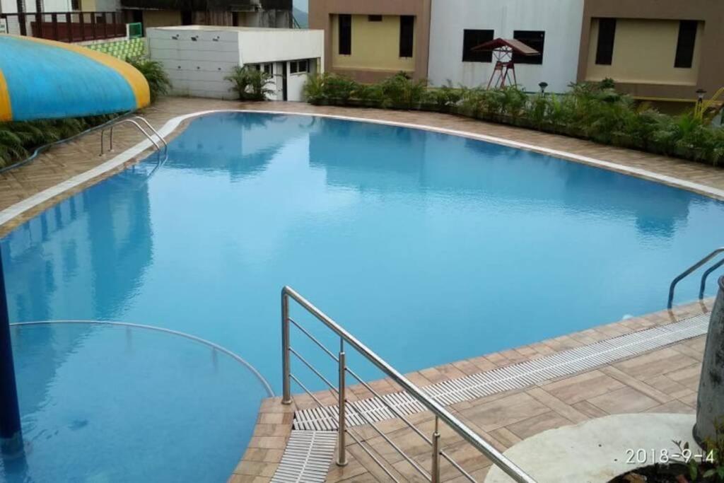Photo 51
