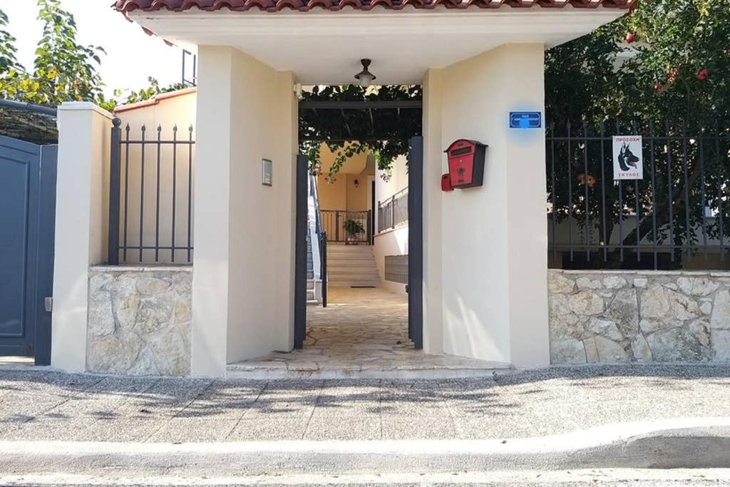 Hotel New, modern, bright and independent apartment 83 m2, with garden, 5min to the beach and the city center - Image 1