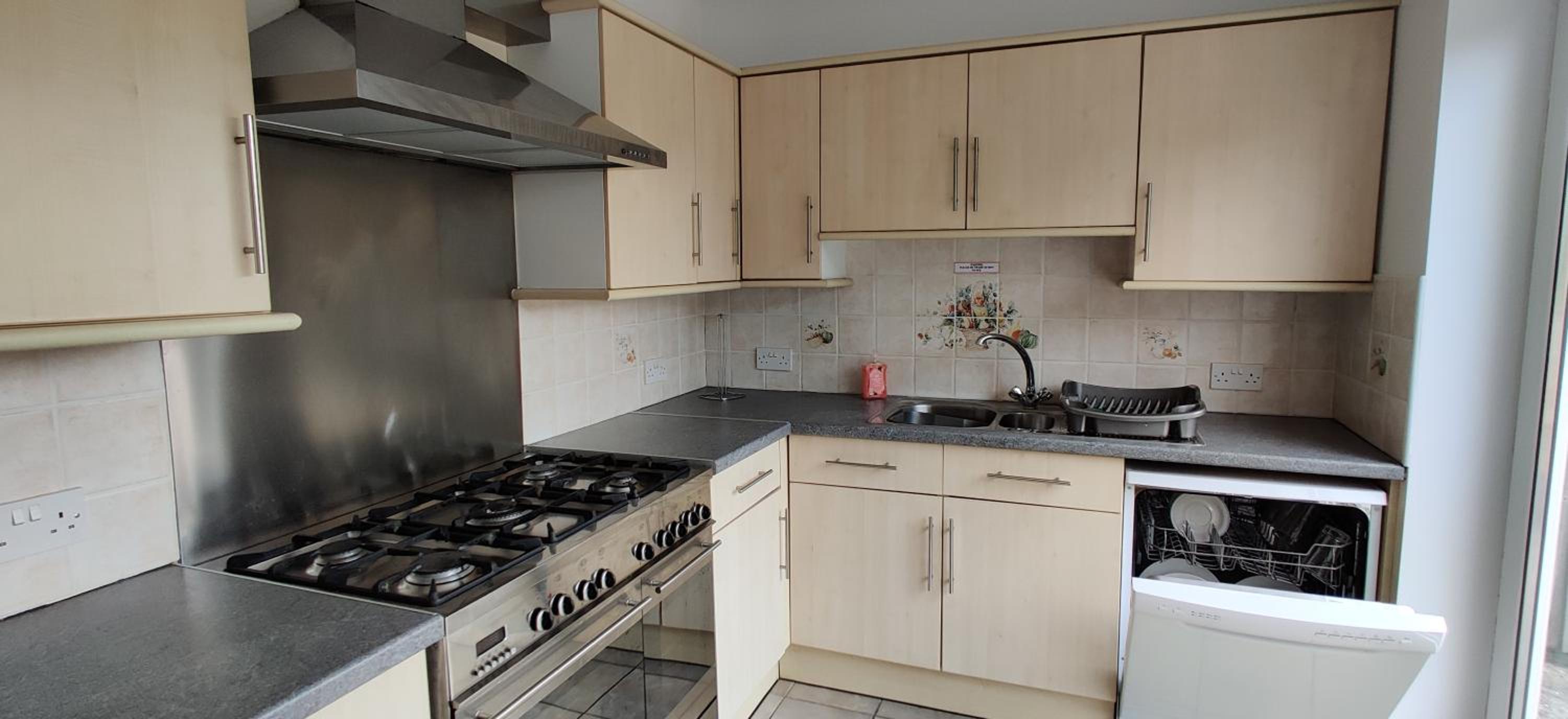 Leicester Vacations - Aaron Lodge Guest House - Property Image 15