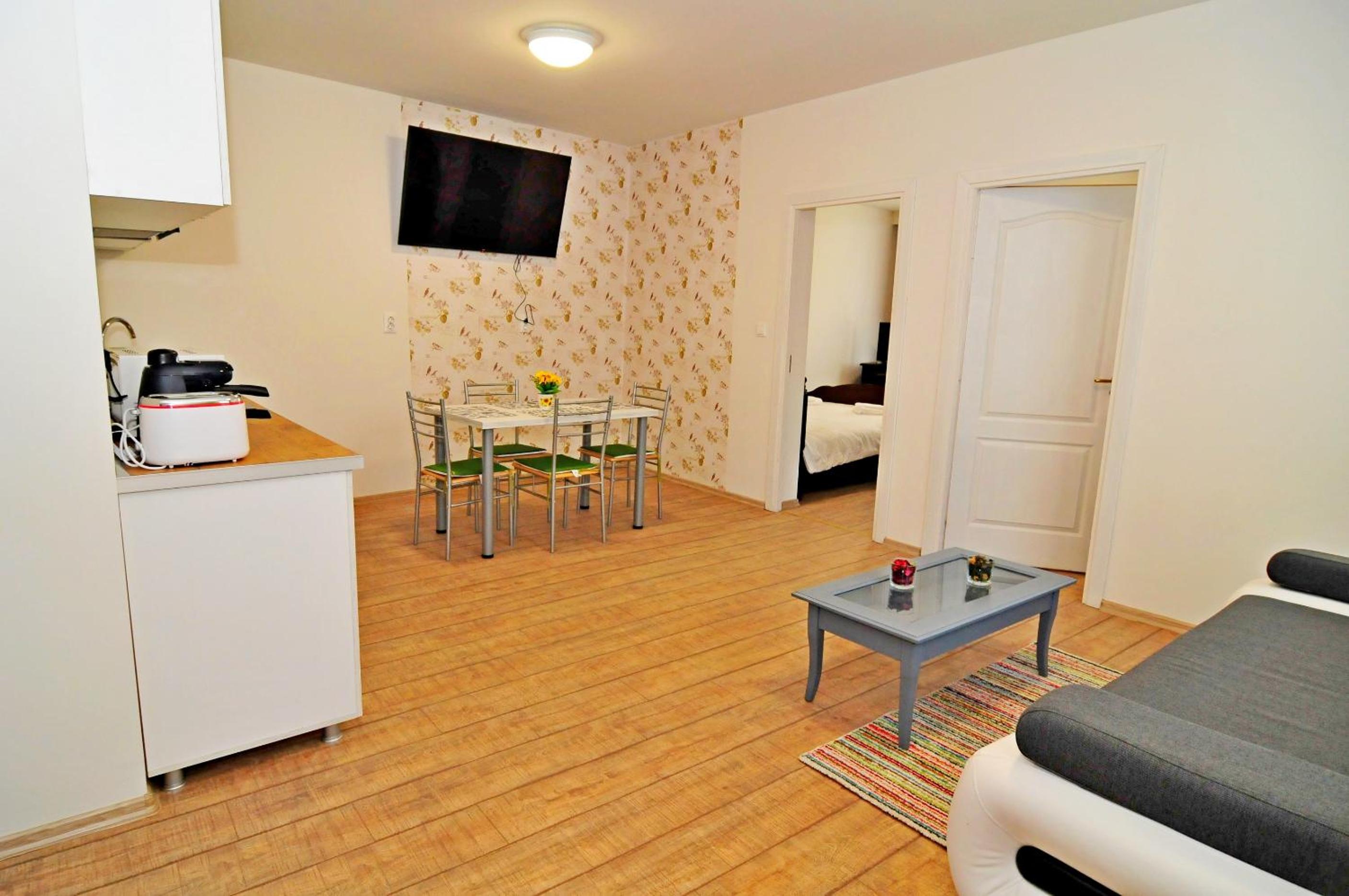 Apartament 7 Central view 5