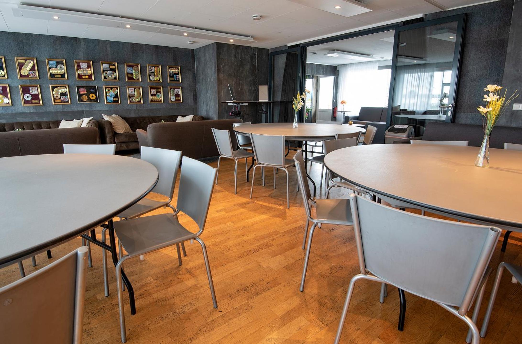 meeting & event spaces