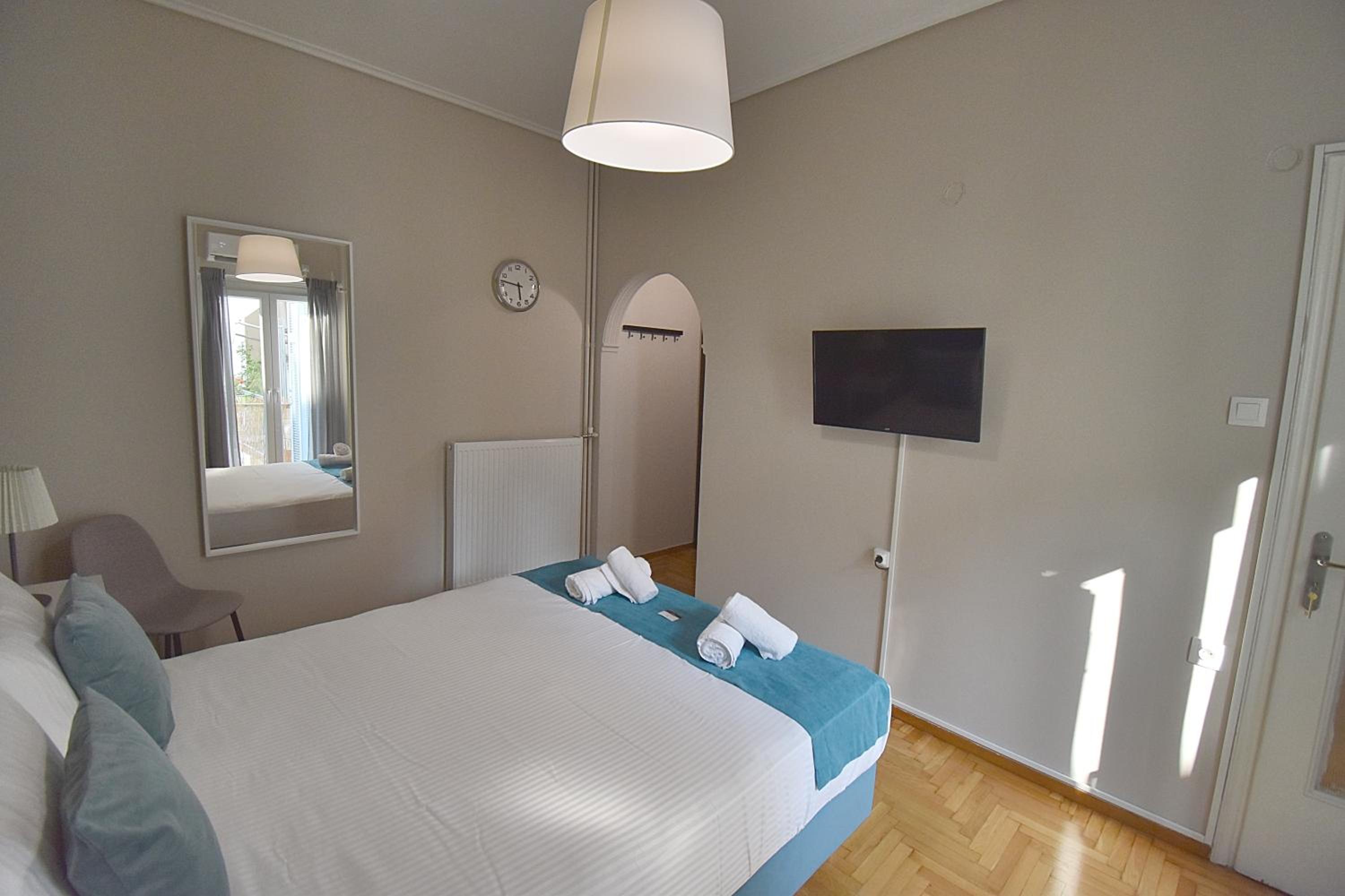 Check Point - Koukaki photo 5