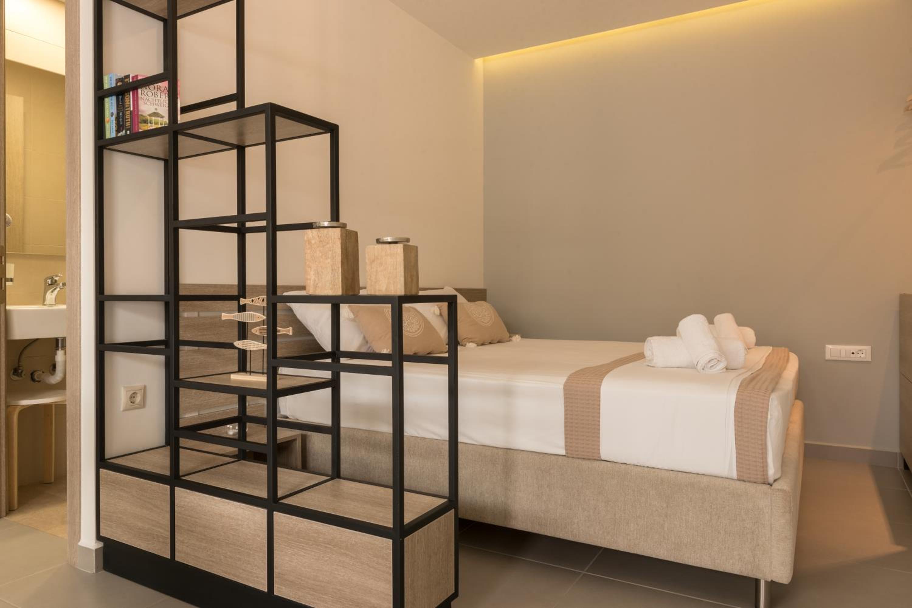 AnDi's Apartment's Paleochora photo 2