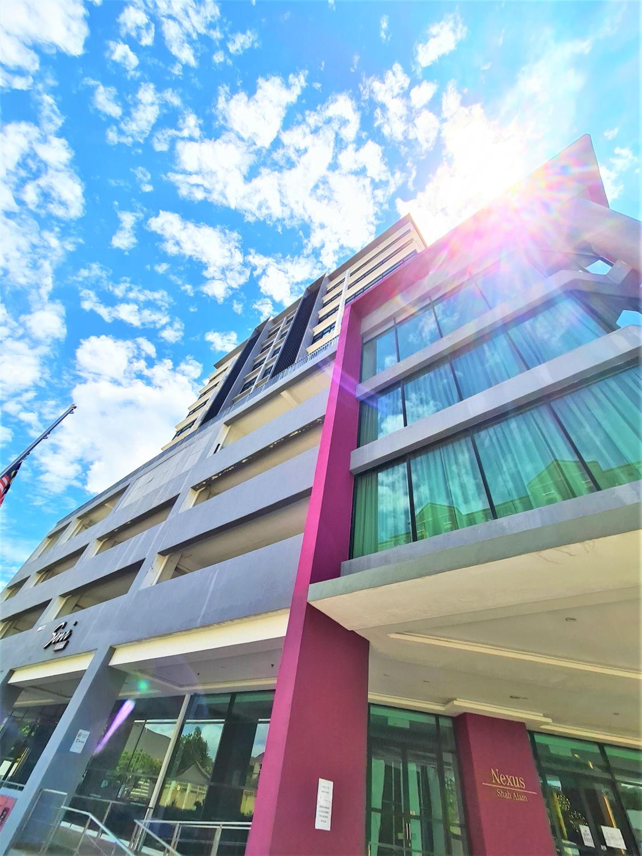 Nexus Business Suite Hotel photo 2