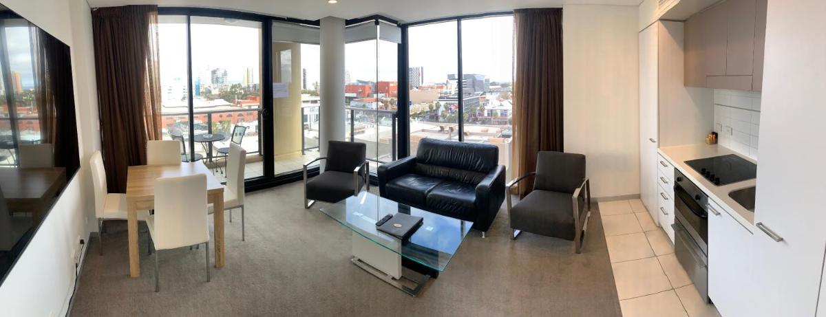 RNR North Terrace view 3