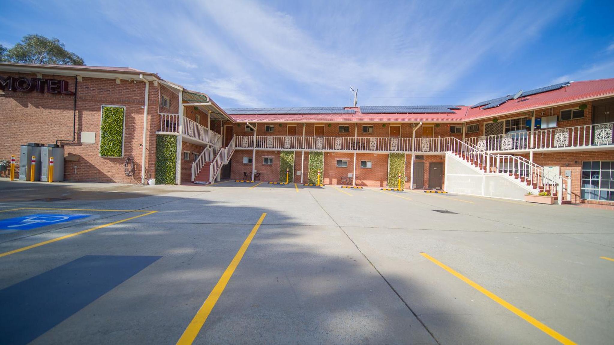 Hamilton's Queanbeyan Motel