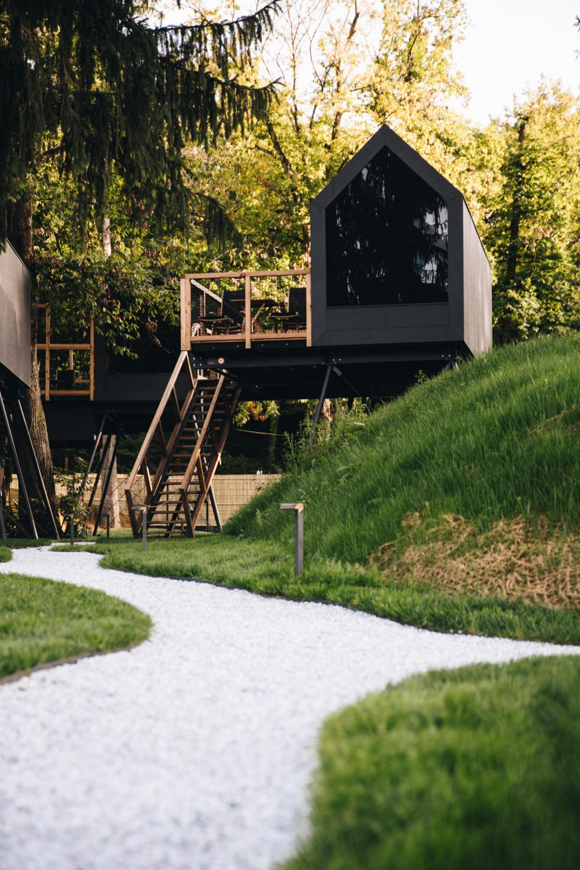 Luxury glamping Chocolate village