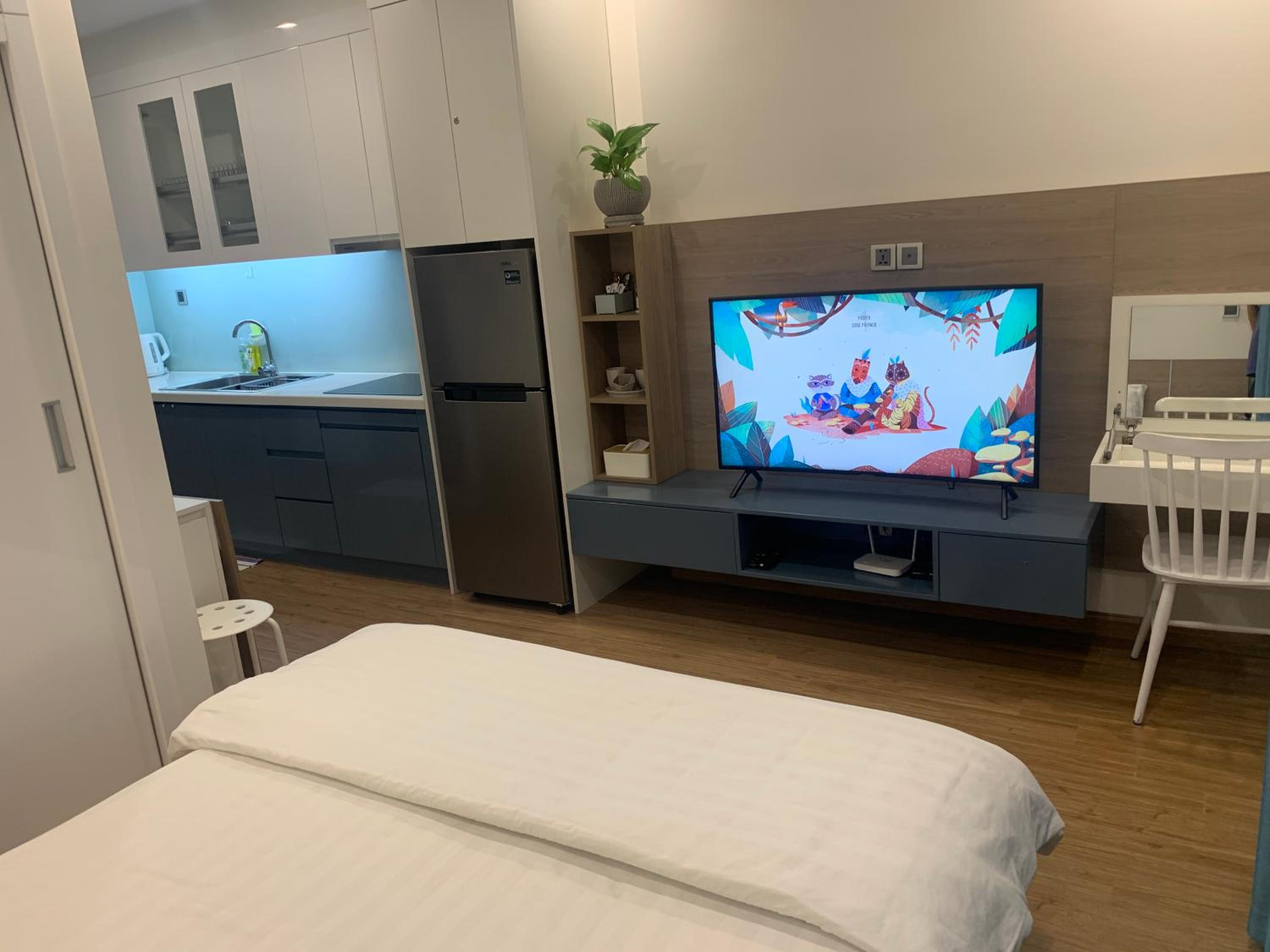 A Cosy Apartment in Vinhomes Green Bay Ha Noi