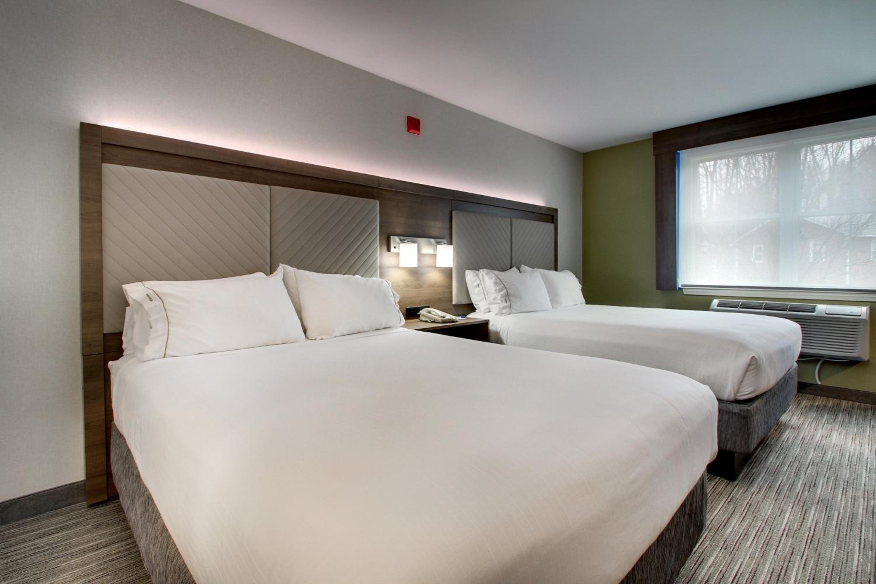 Raleigh Vacations - Holiday Inn Express Durham-UNH, an IHG Hotel - Property Image 5