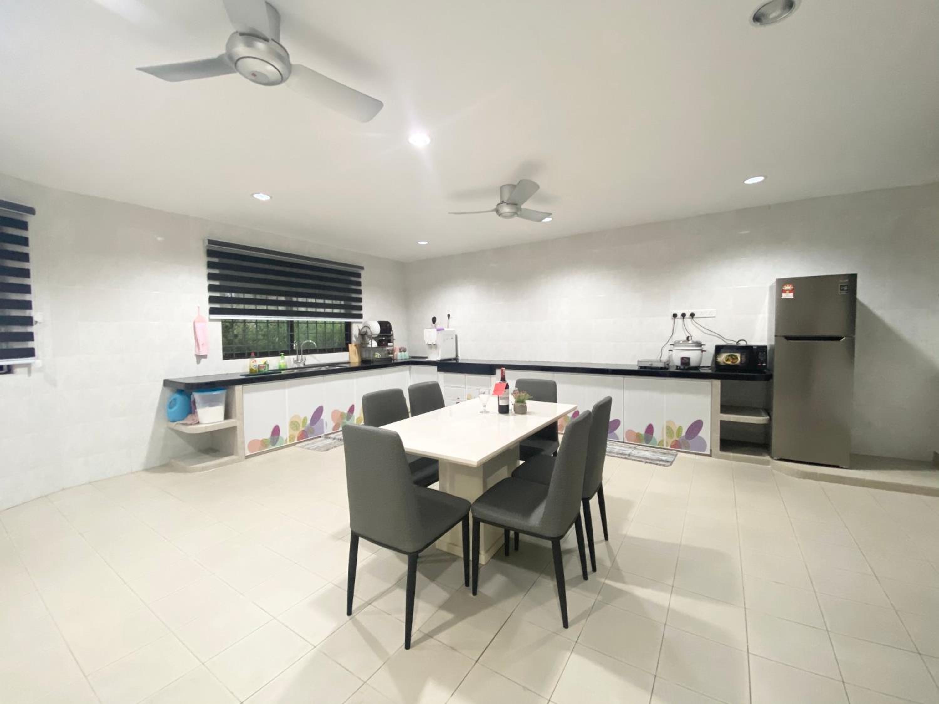 Langkawi Cozy Holiday Home at Taman Seri Aman by Zervin photo 7