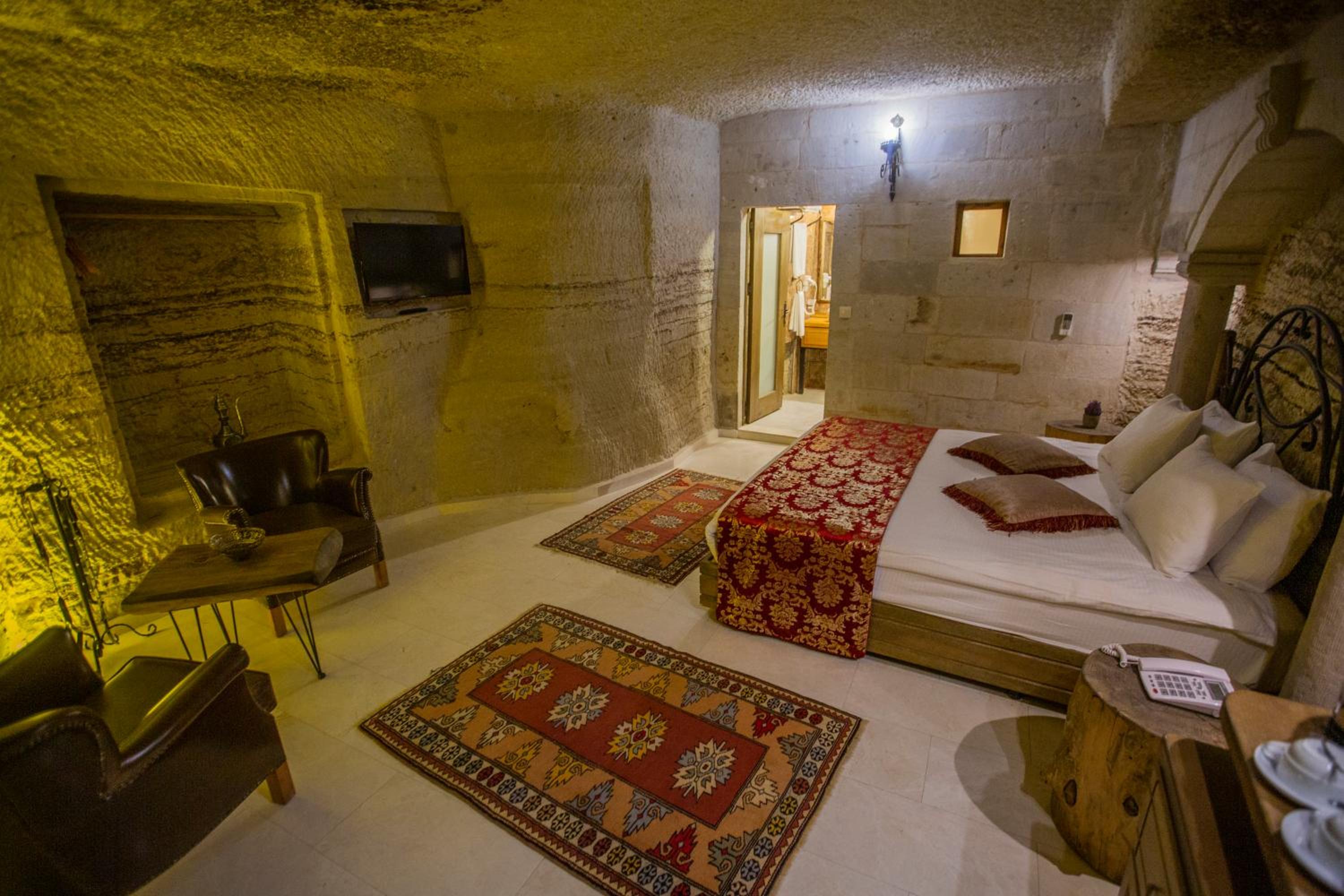 Divan Cave House - Image 32