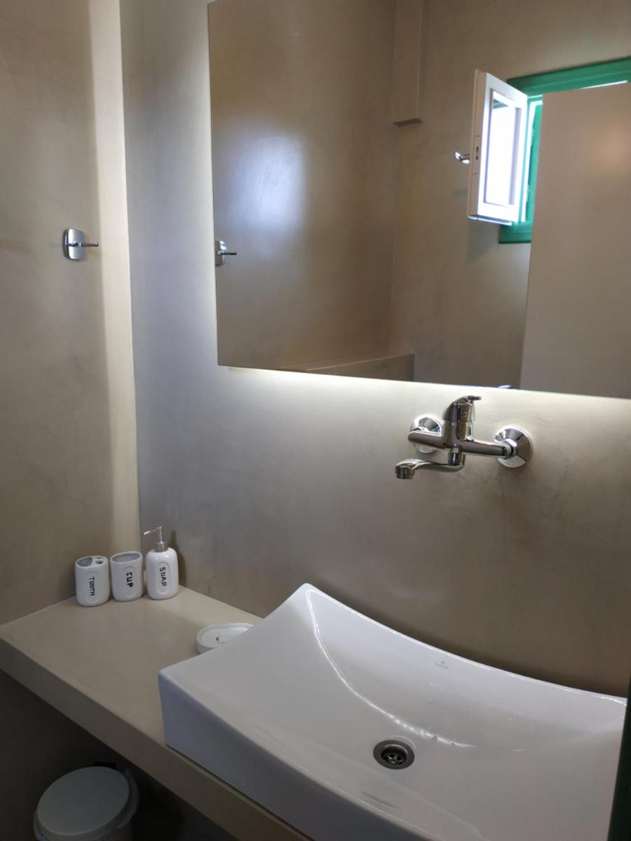 Asteri Apartments - Property Image 3