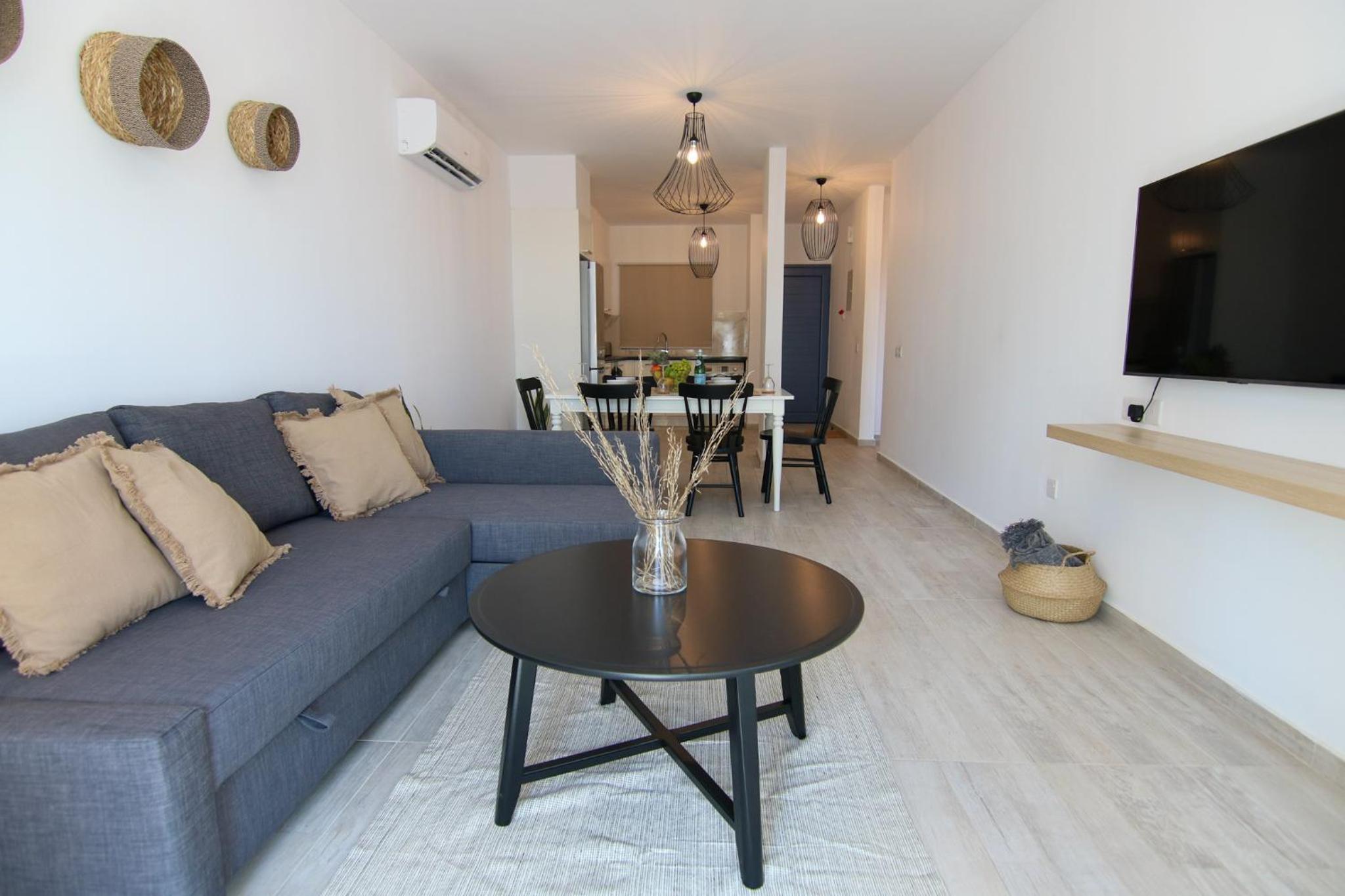 Phaedrus Living: Seaside Luxury Flat Limnaria 152