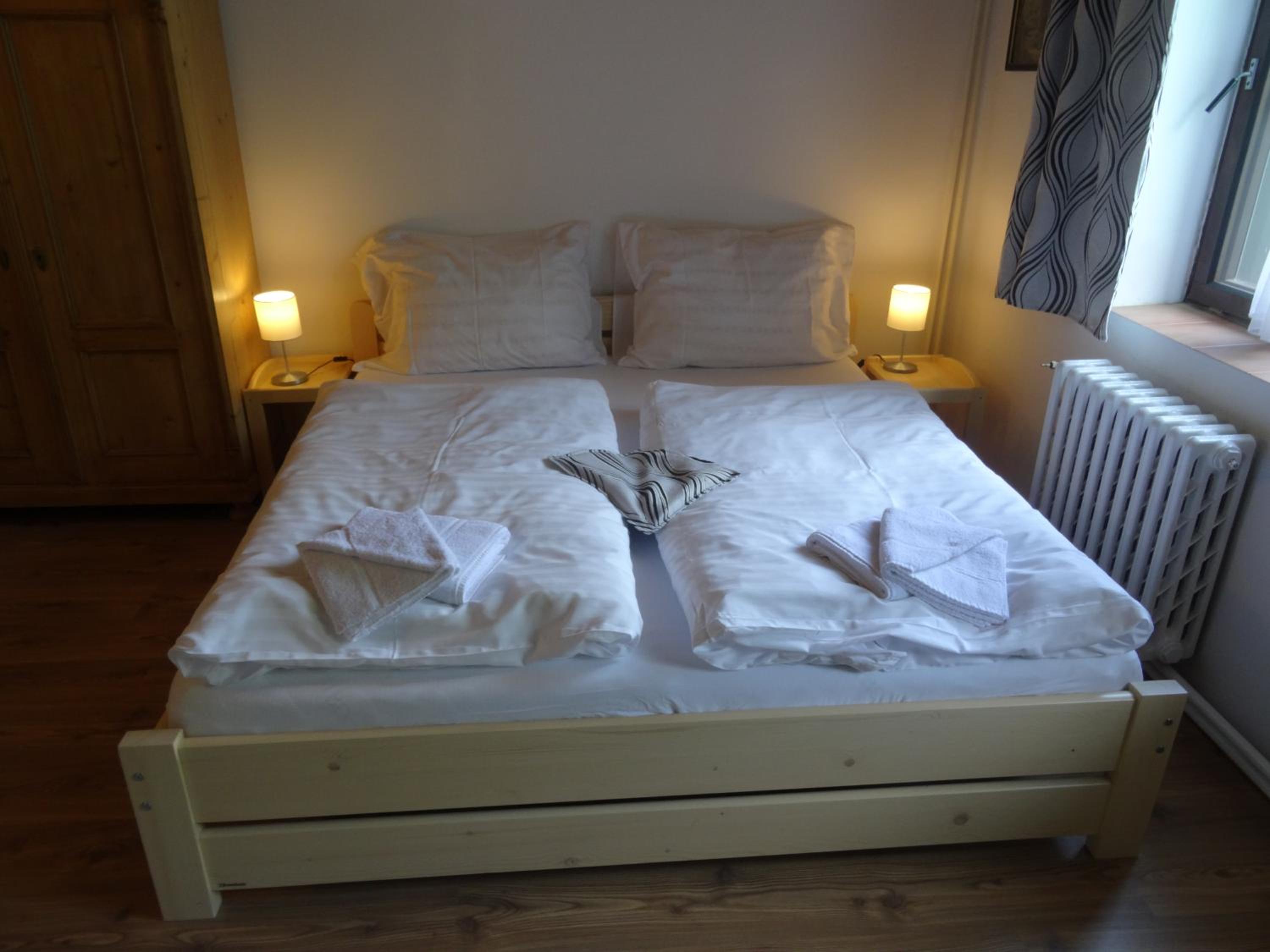 Hotel v Nebi