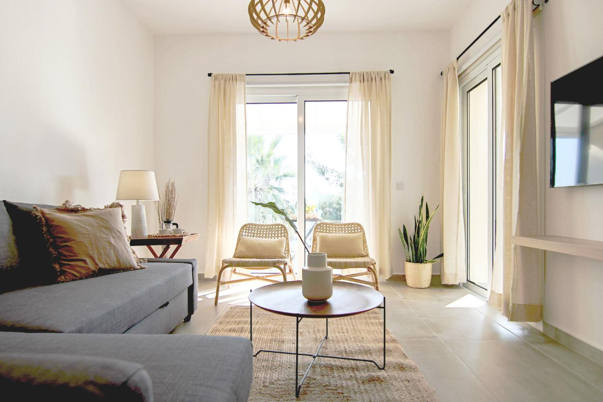 Phaedrus Living Seaview Luxury Flat Limnaria 153