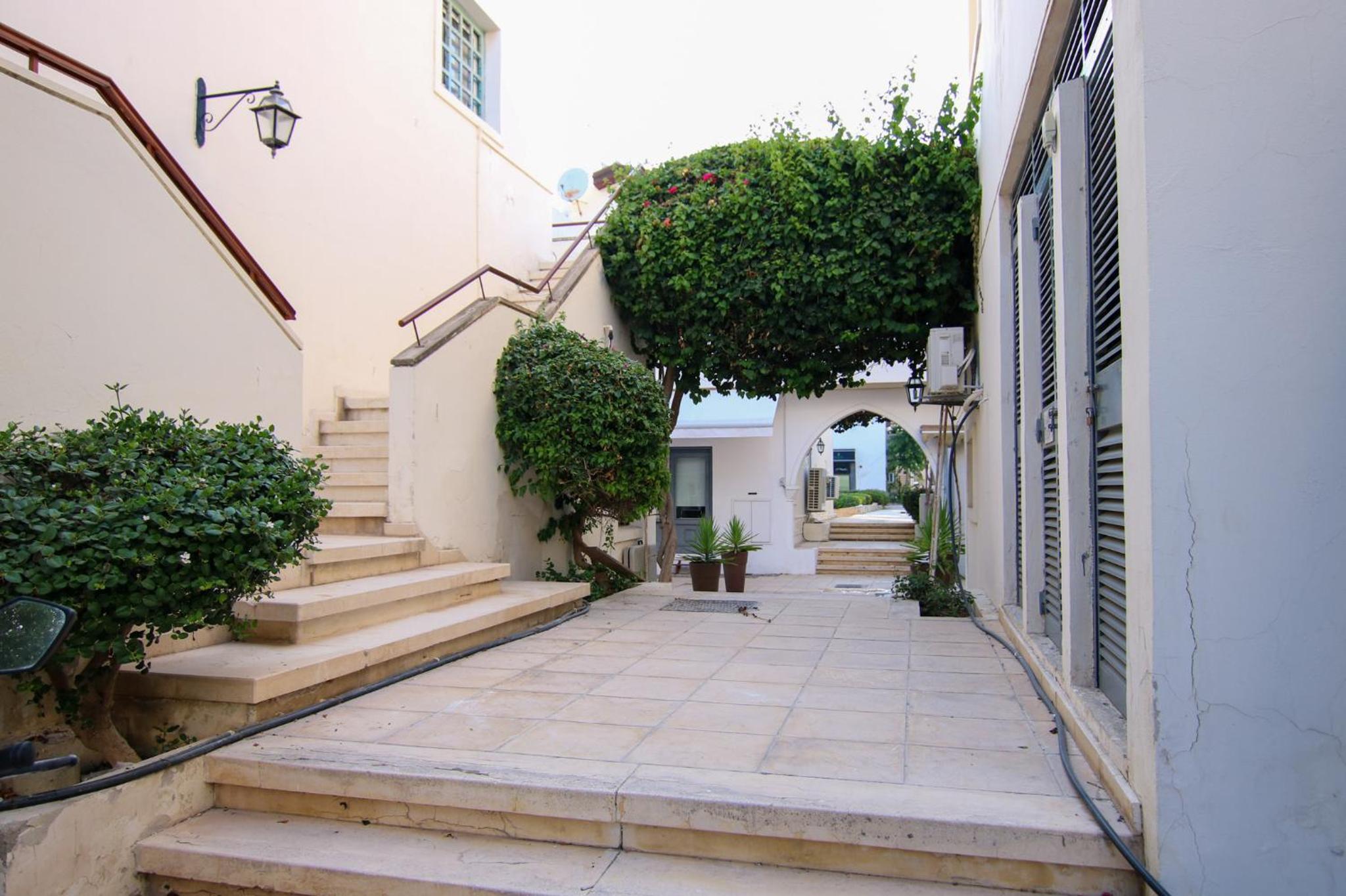 Phaedrus Living Seaview Luxury Flat Limnaria 153
