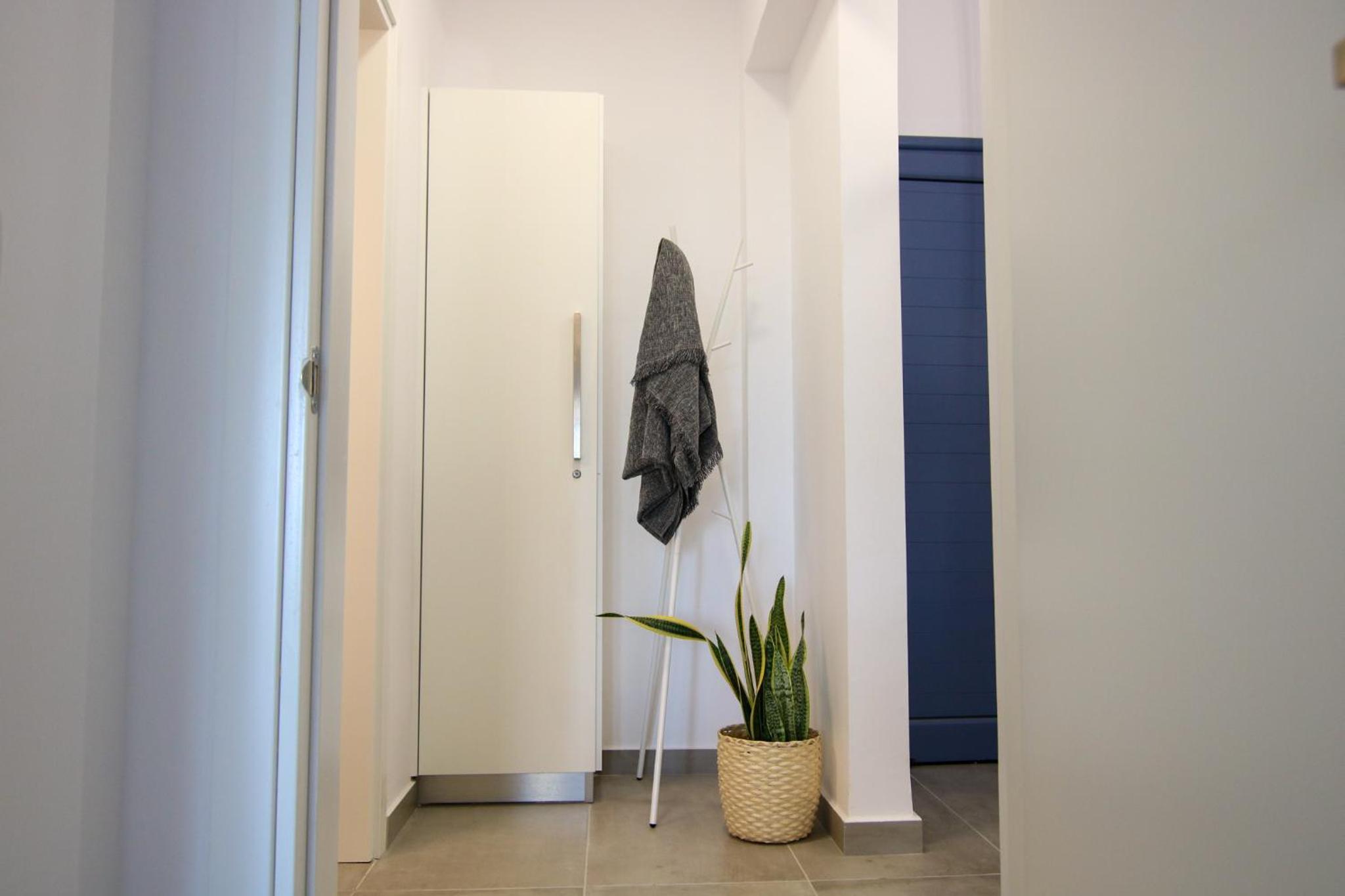 Phaedrus Living Seaview Luxury Flat Limnaria 153