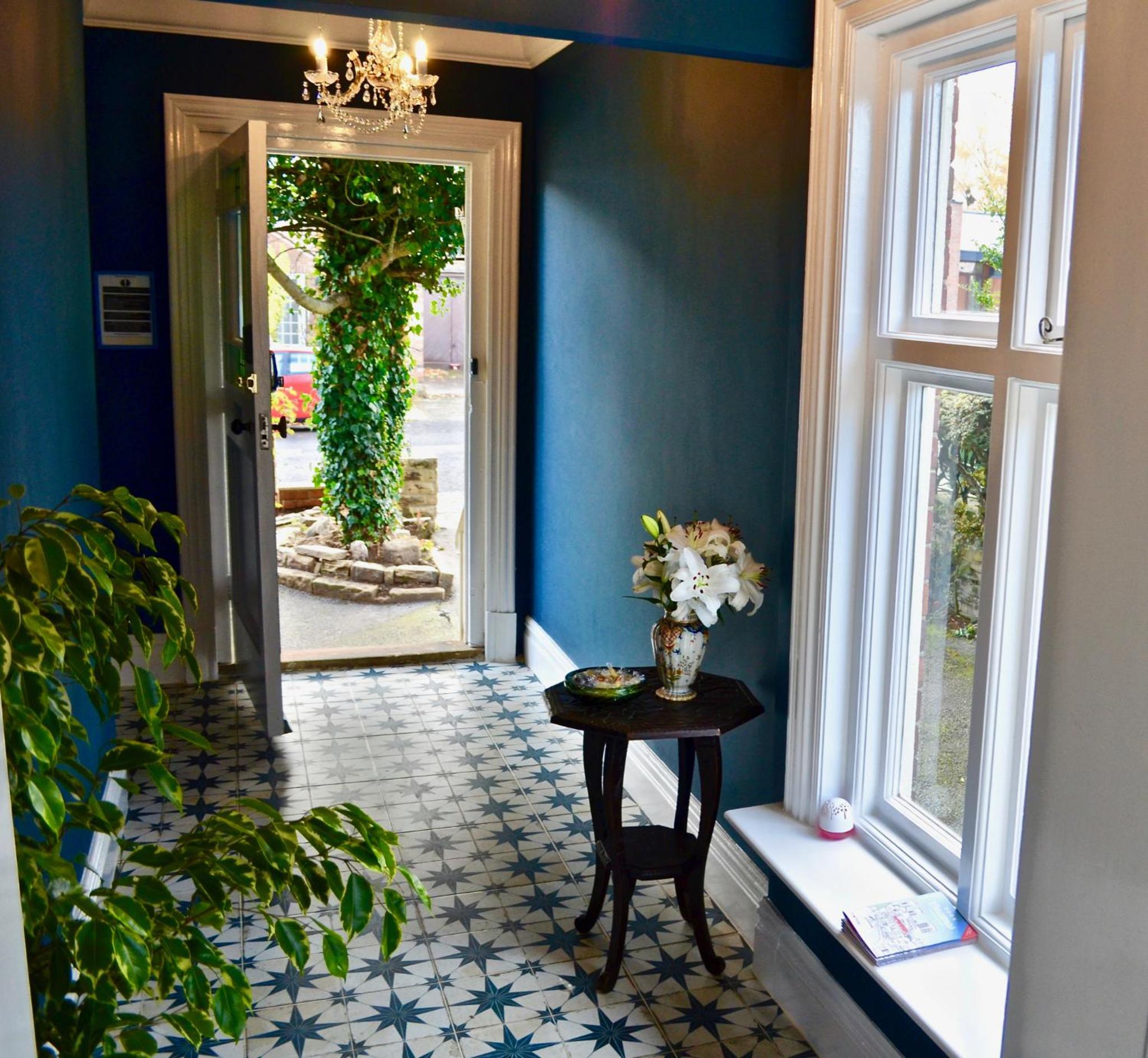 Georges Place